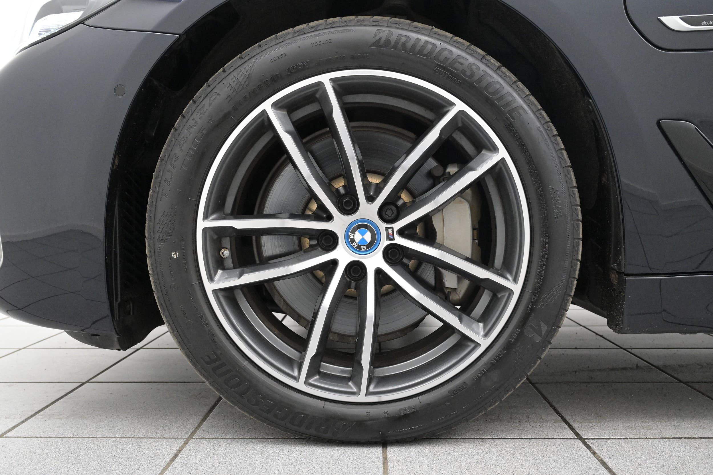 BMW 530e