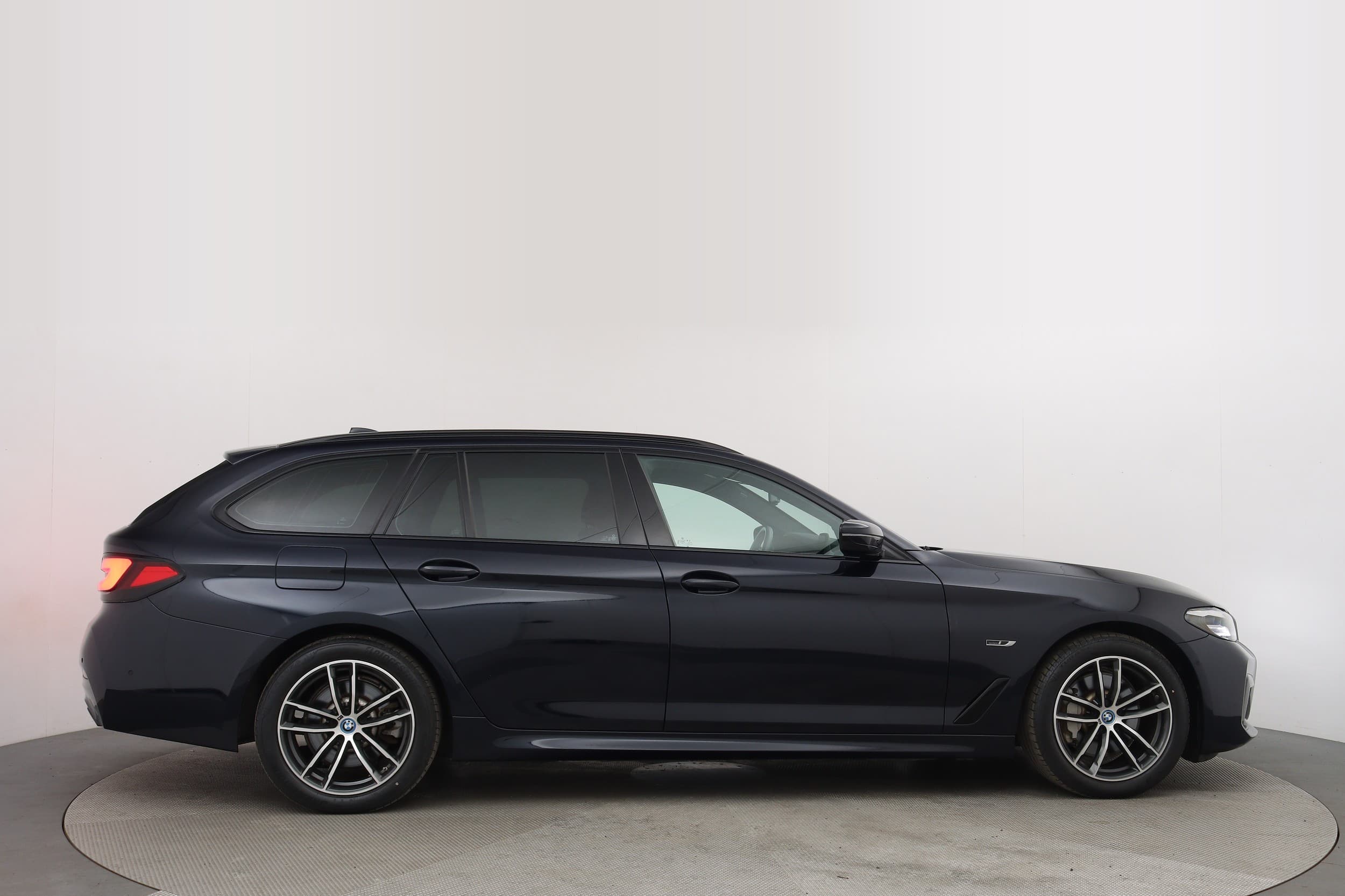 BMW 530e