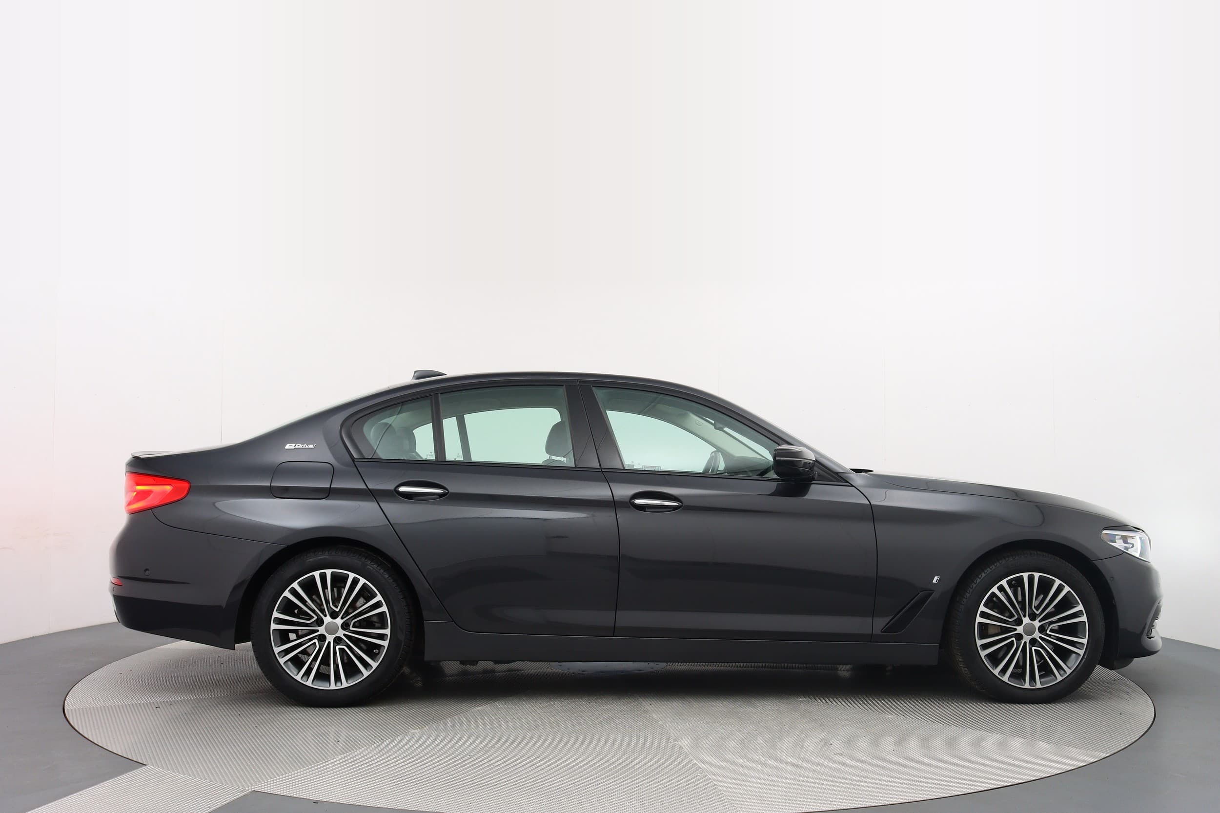 BMW 530e