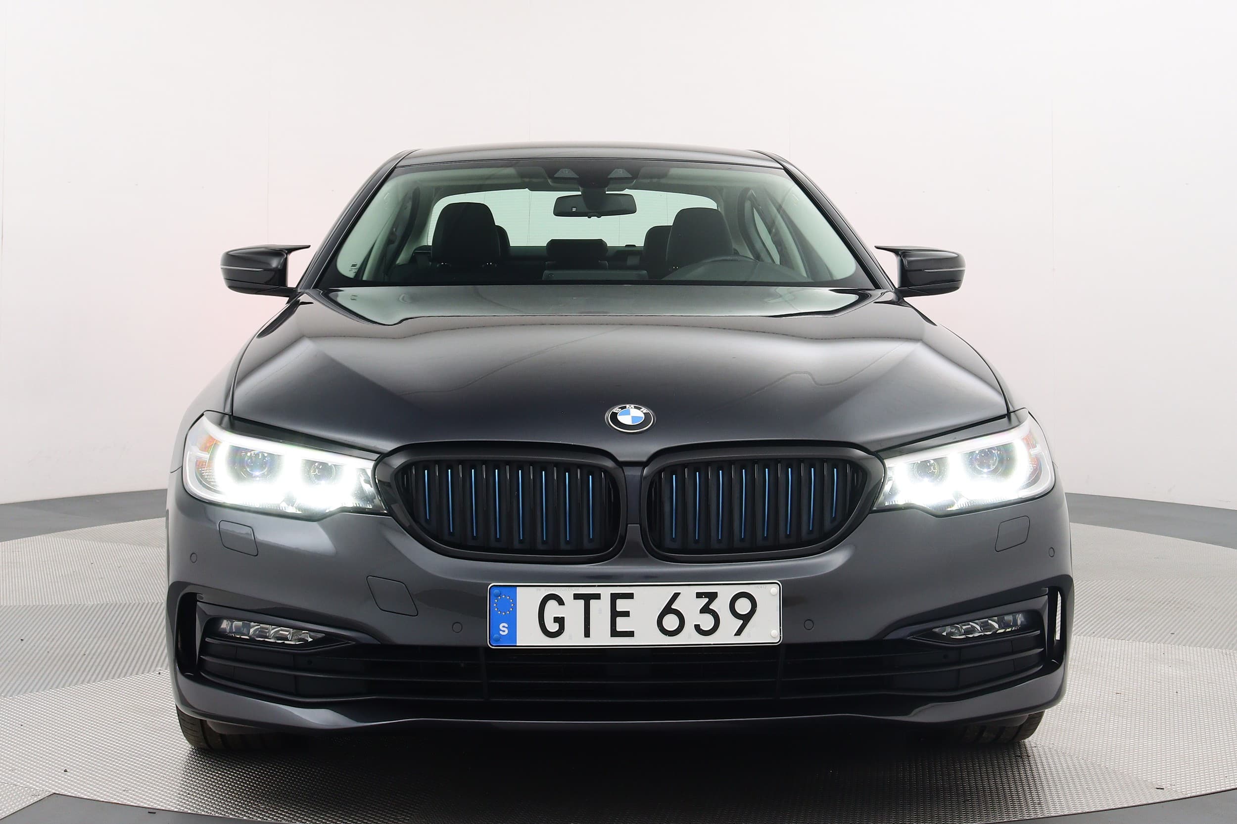 BMW 530e