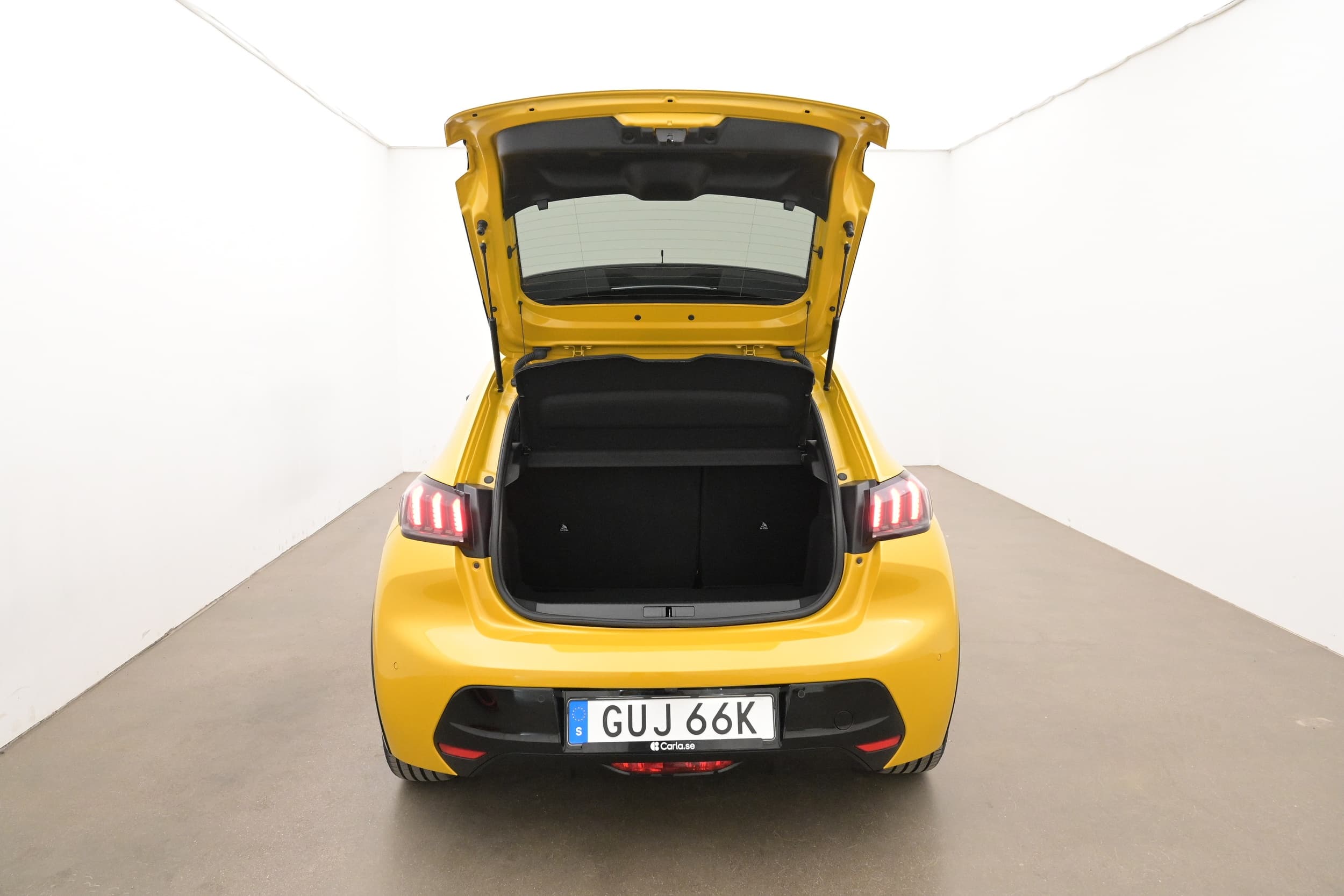 Peugeot e-208