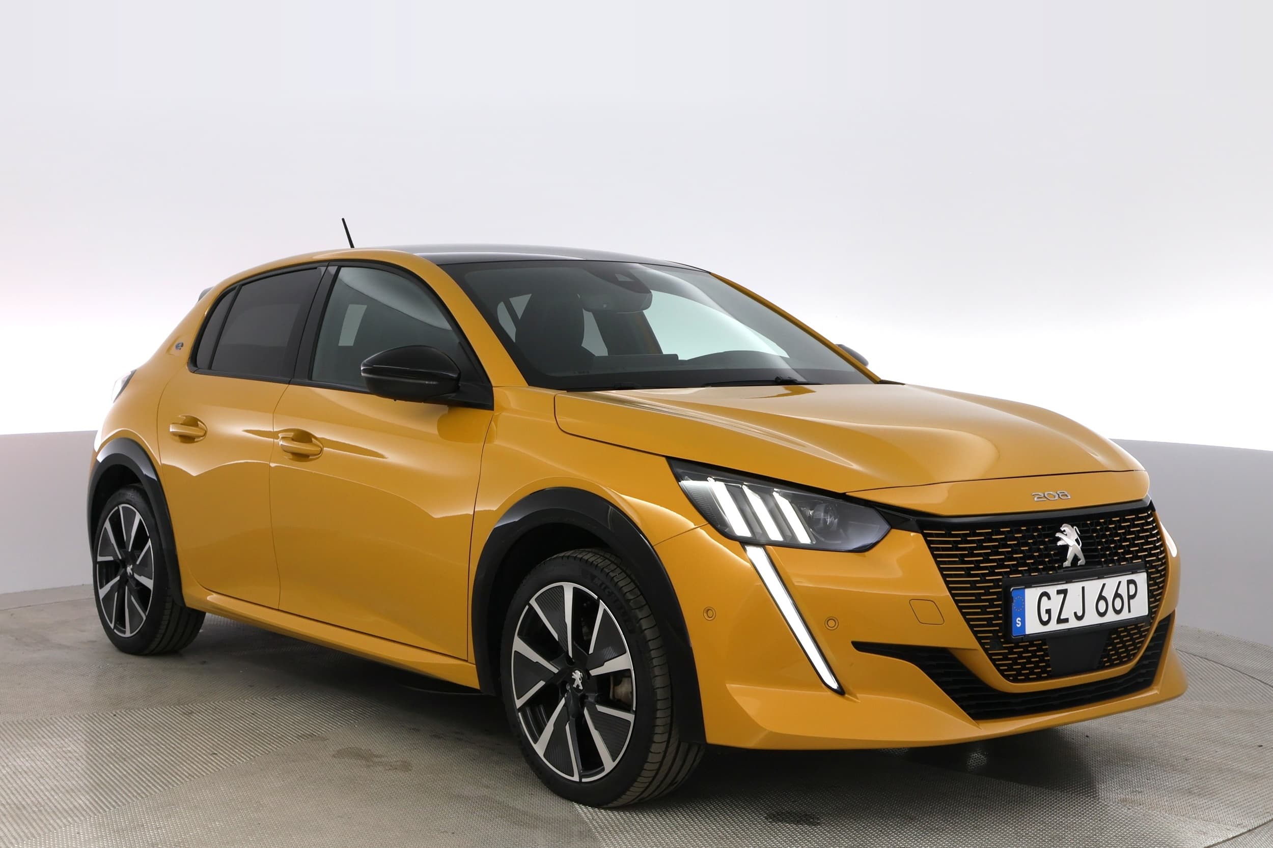Peugeot e-208