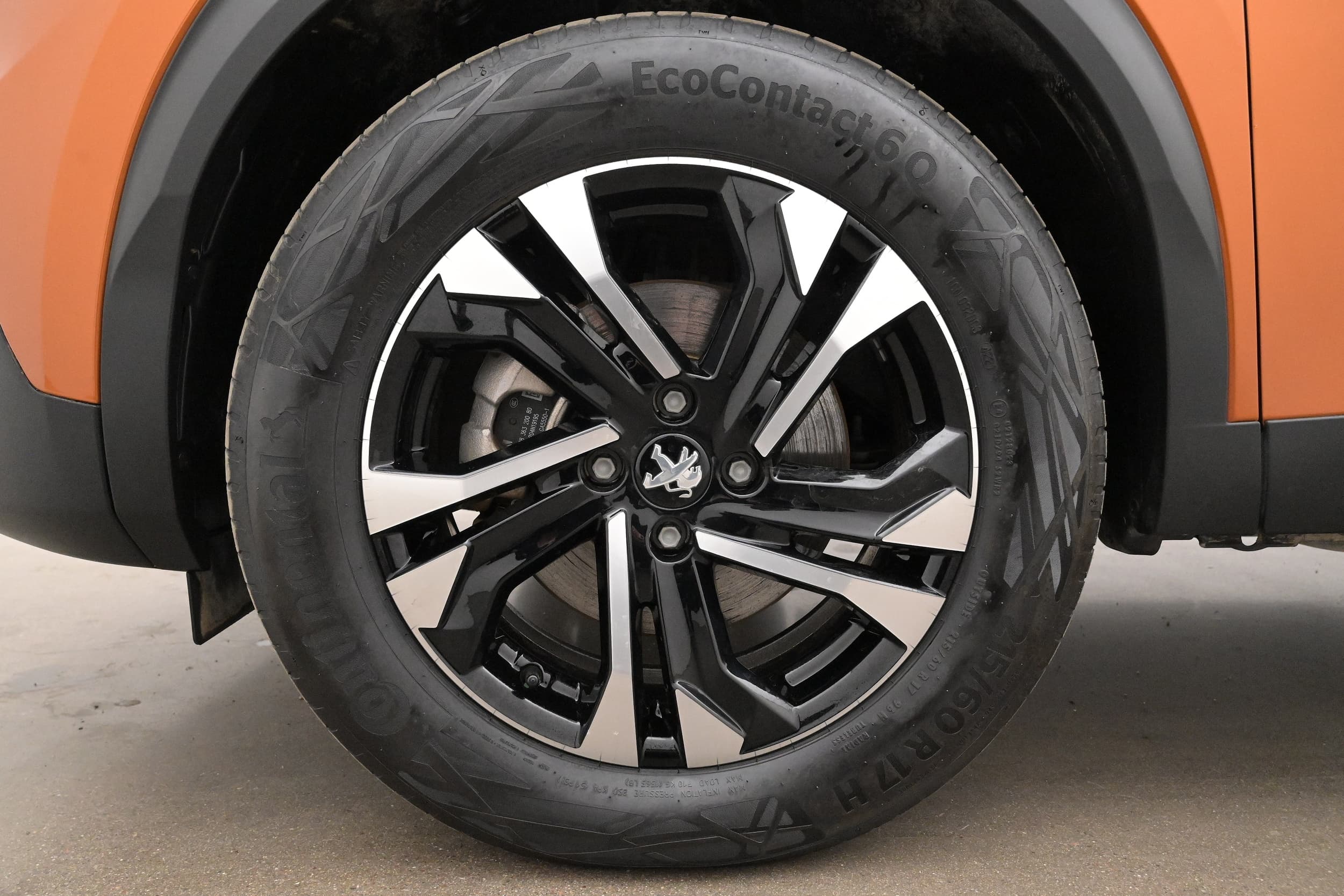 Peugeot e-2008