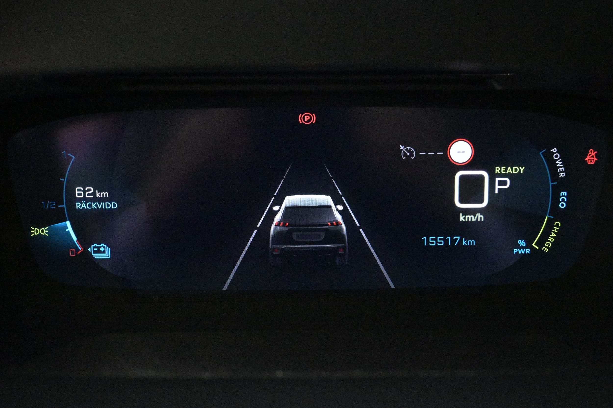 Peugeot e-2008