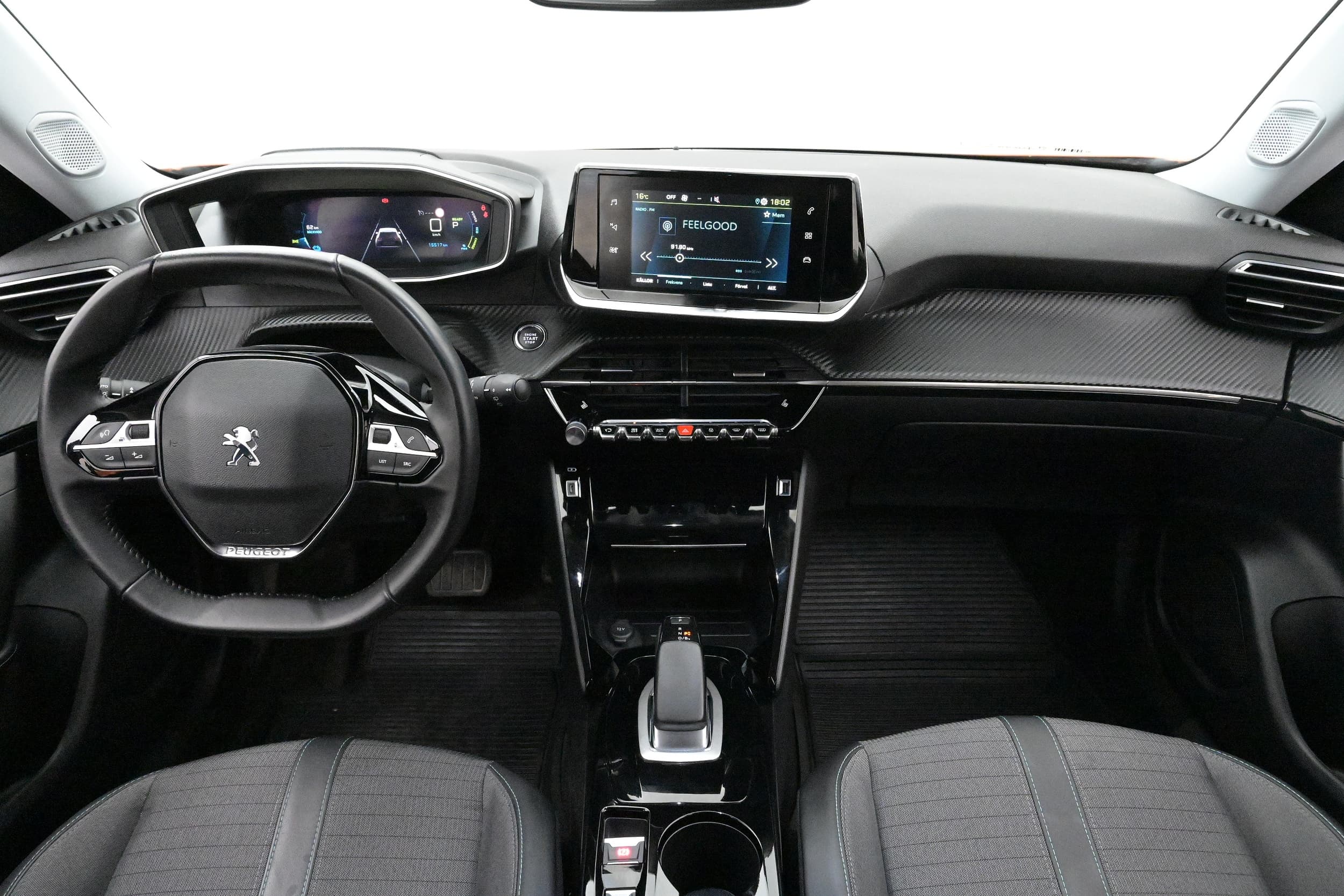 Peugeot e-2008