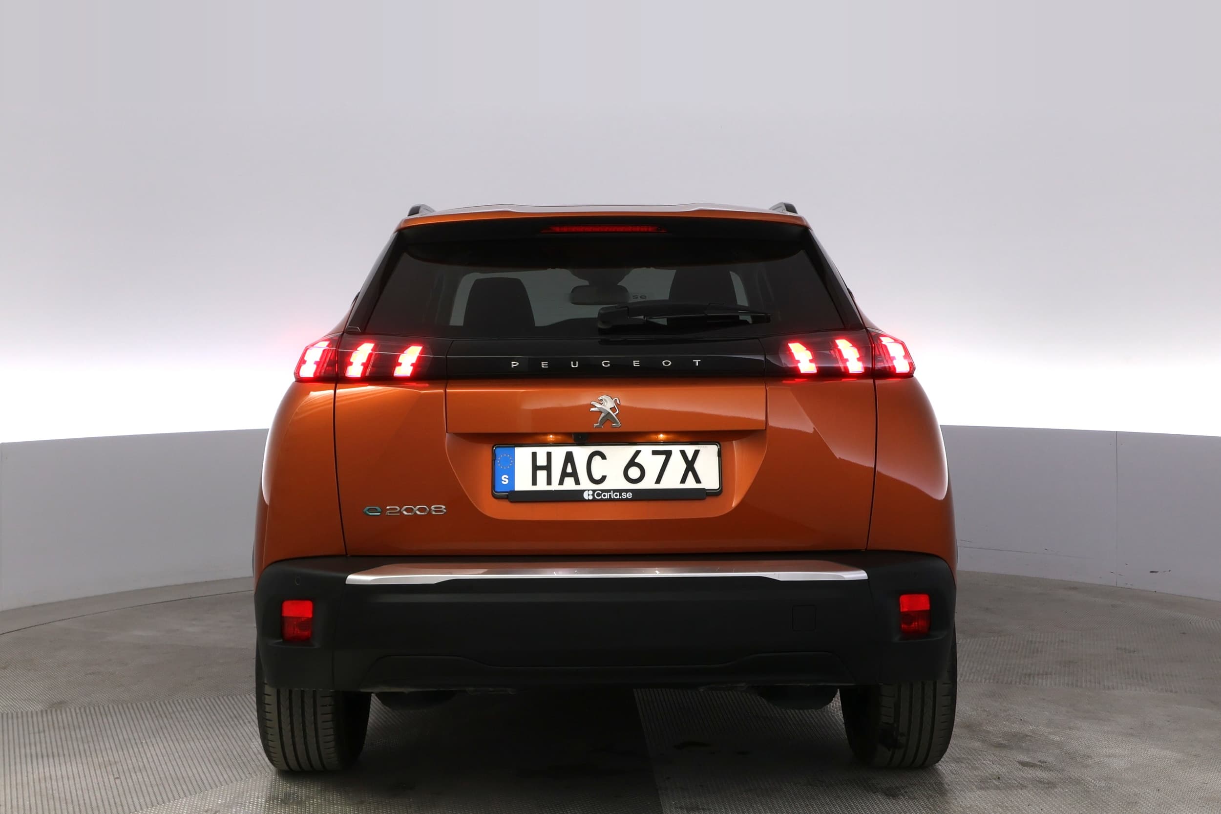 Peugeot e-2008