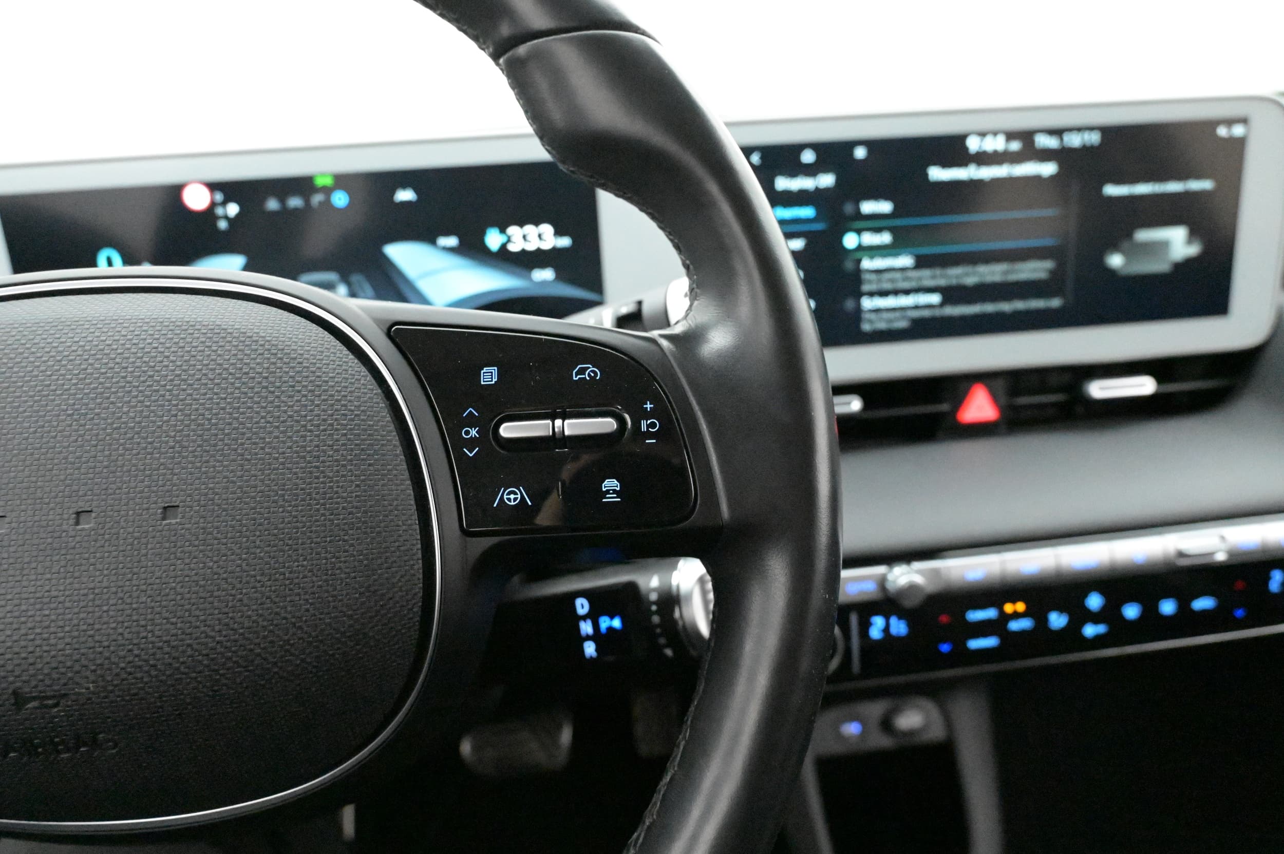 Adaptiv farthållare med stop & go, aktivt filkörningssystem och aktivt filövervakningssystem