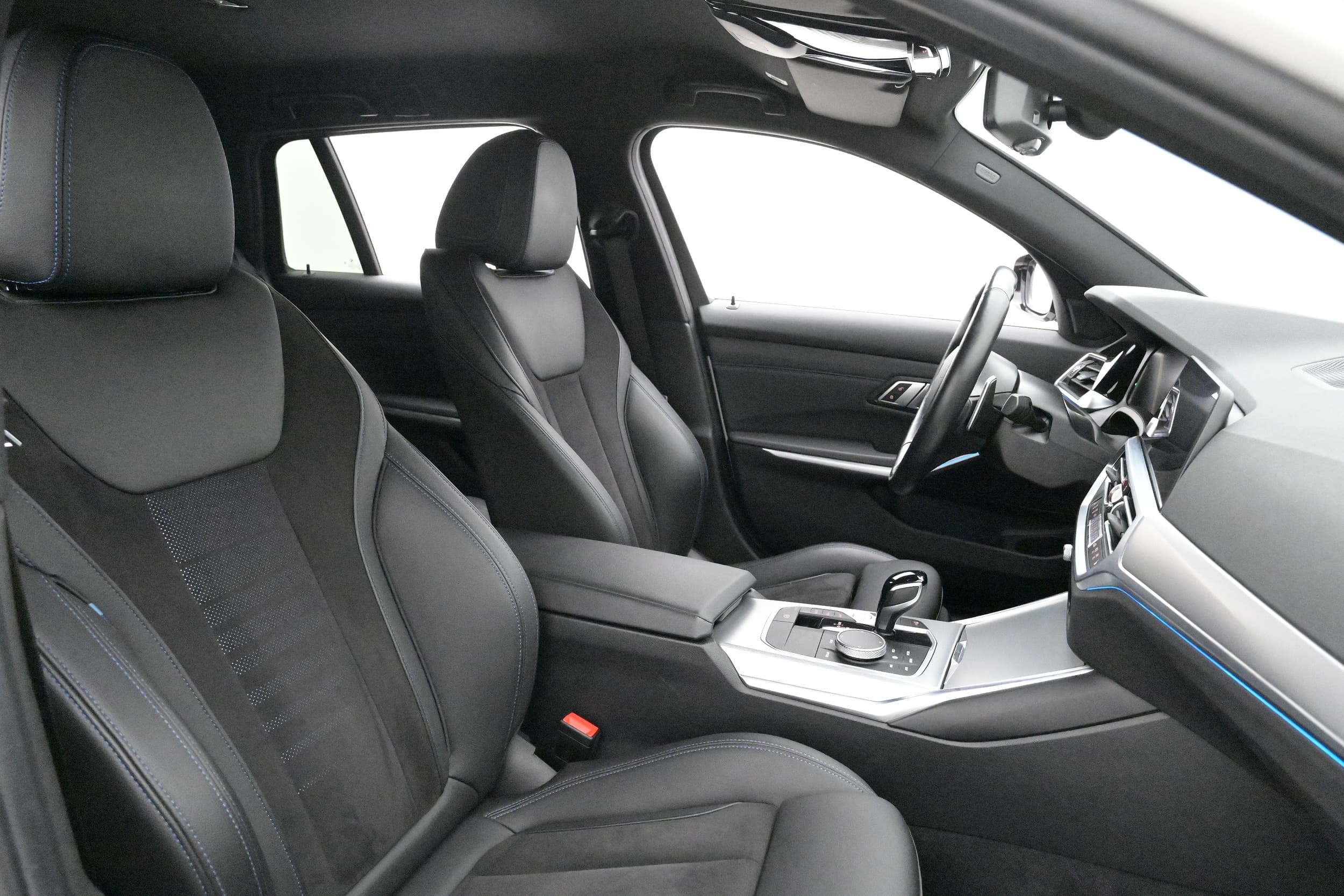 BMW 330e