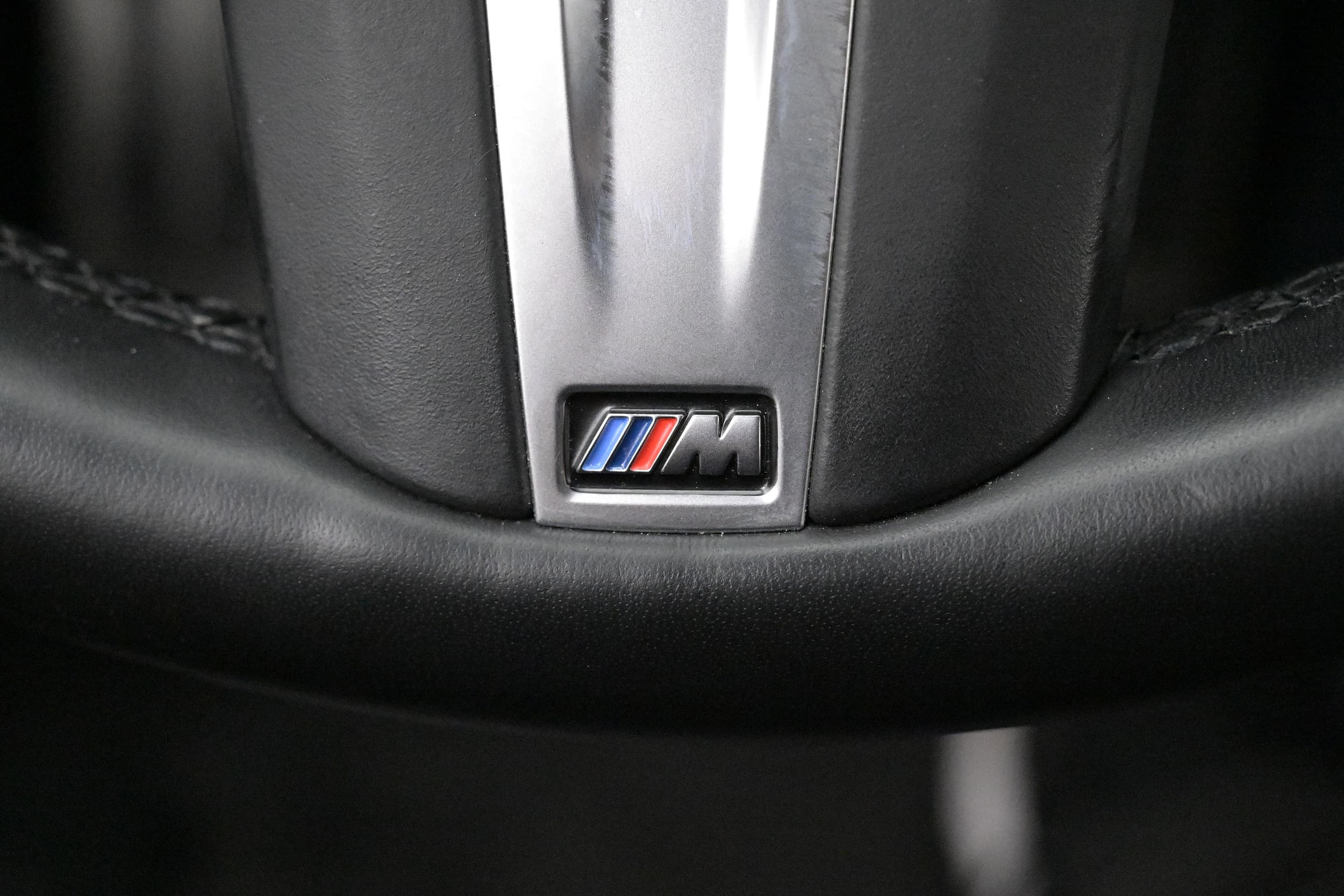 BMW 330e