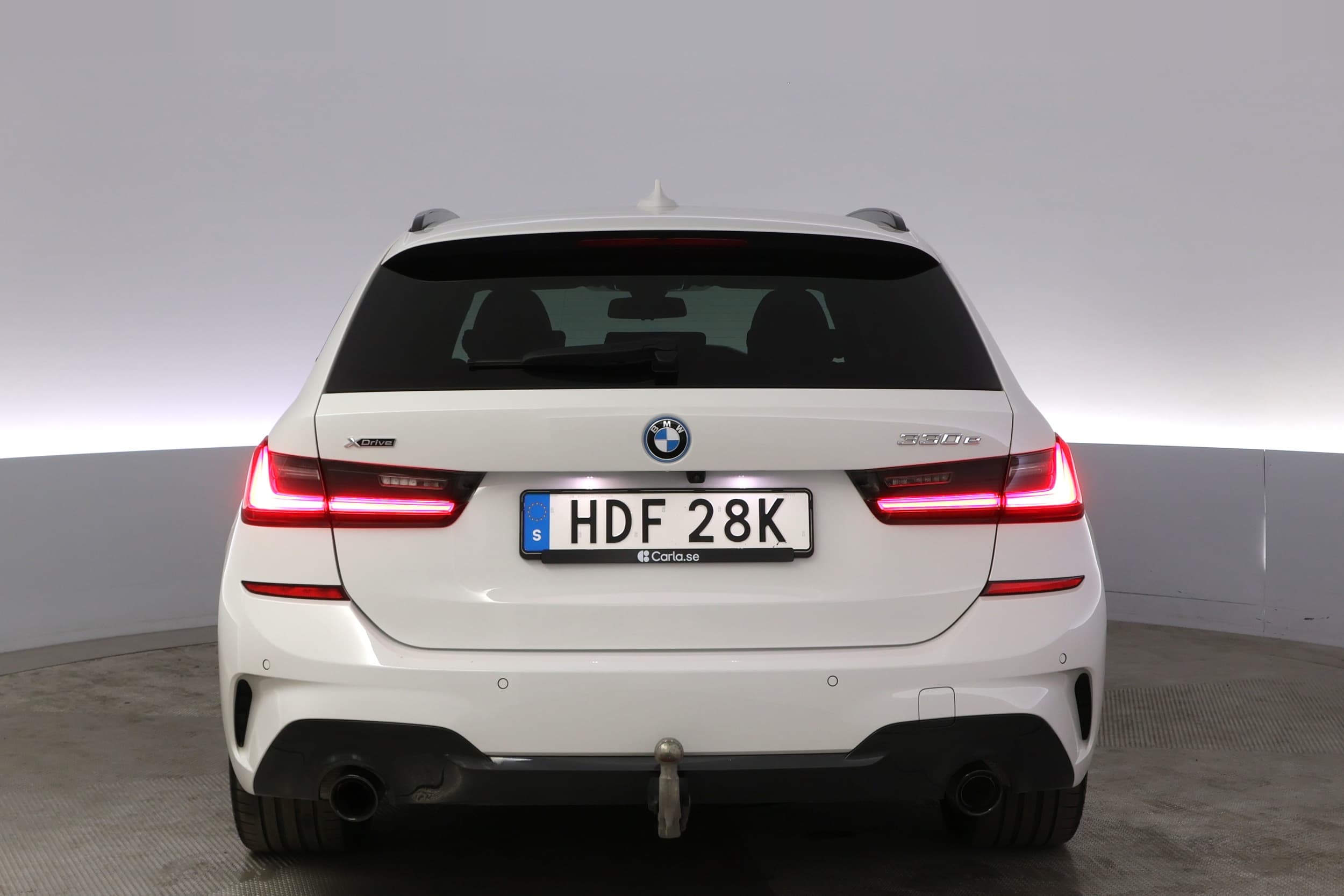 BMW 330e