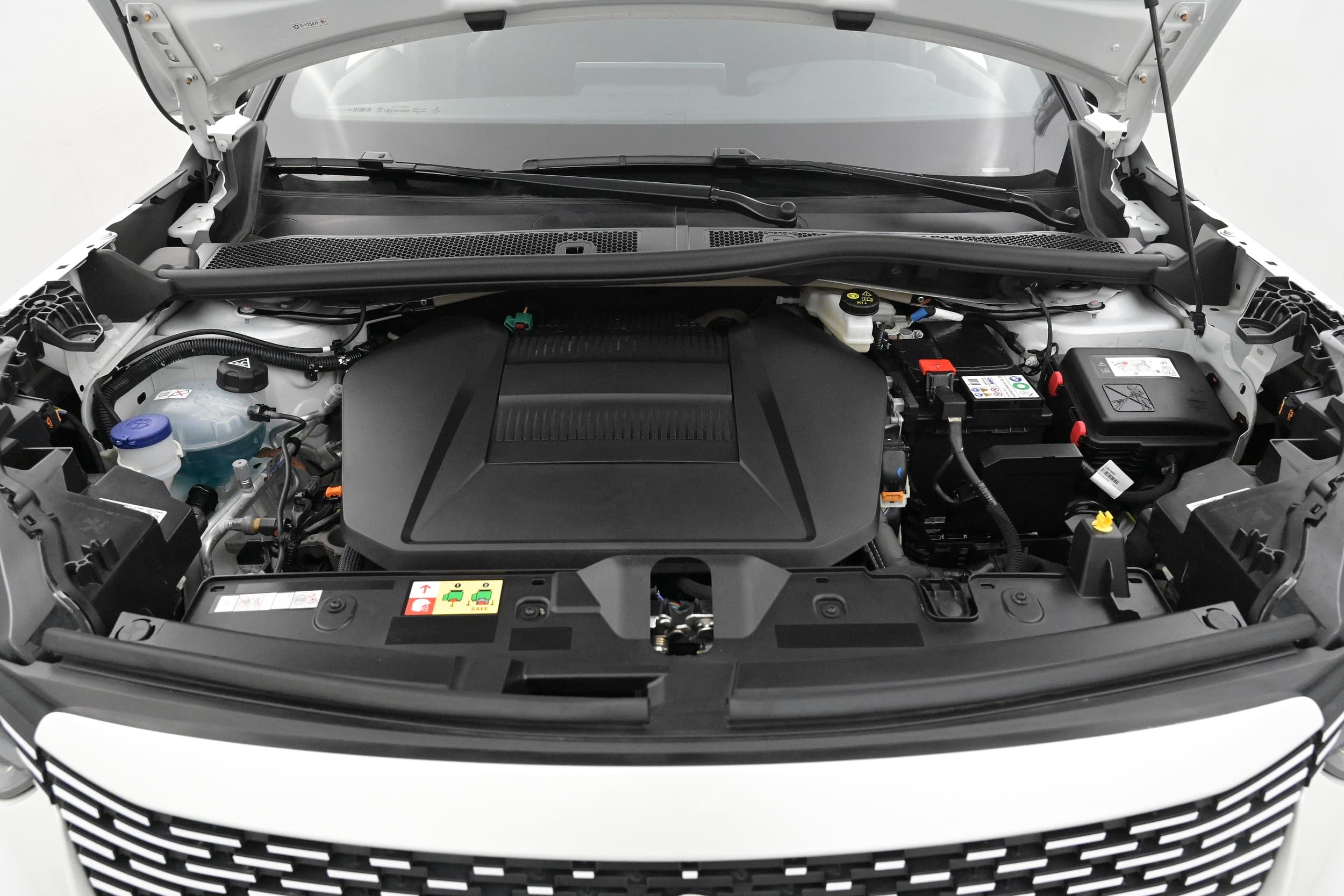 Peugeot e-2008