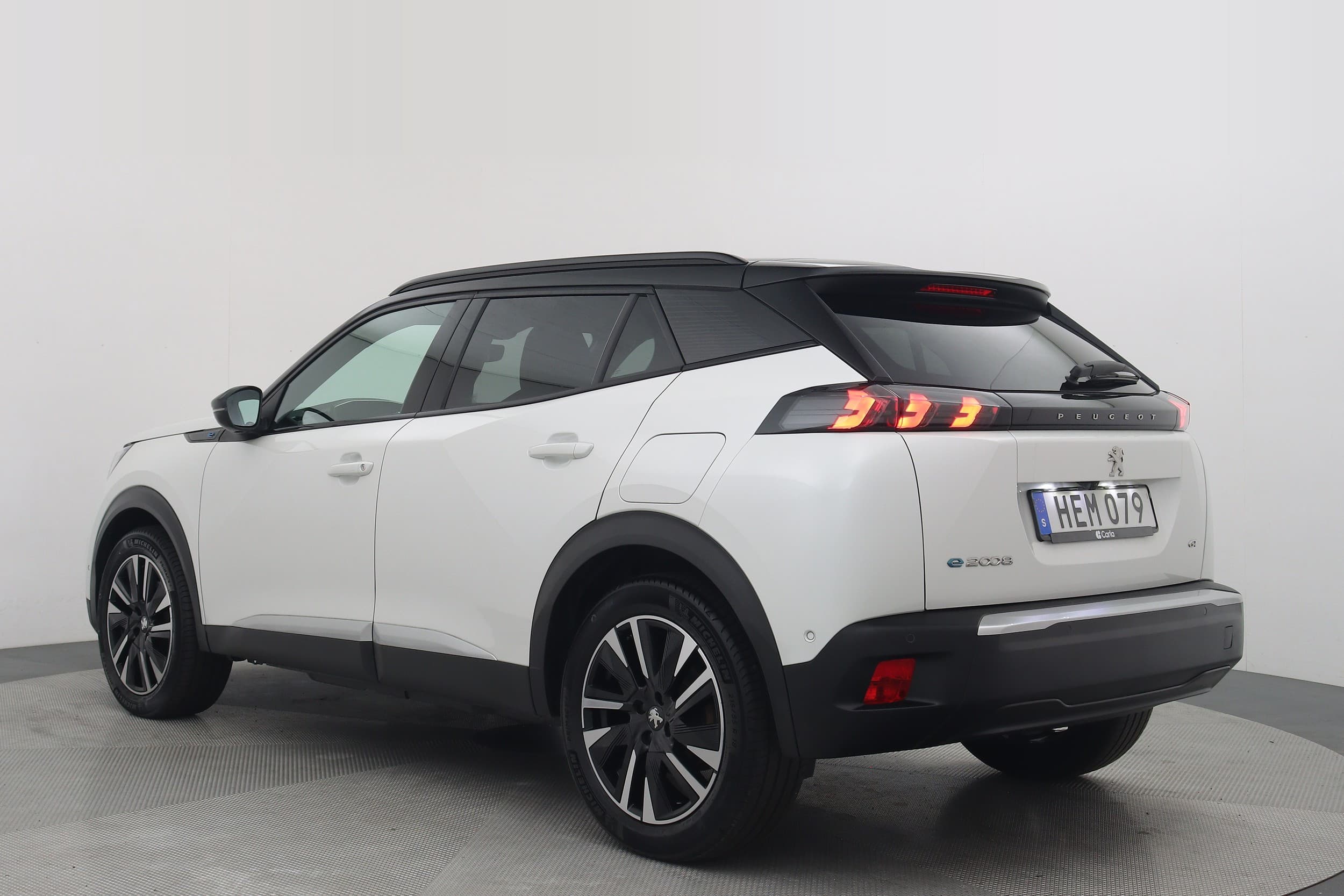 Peugeot e-2008