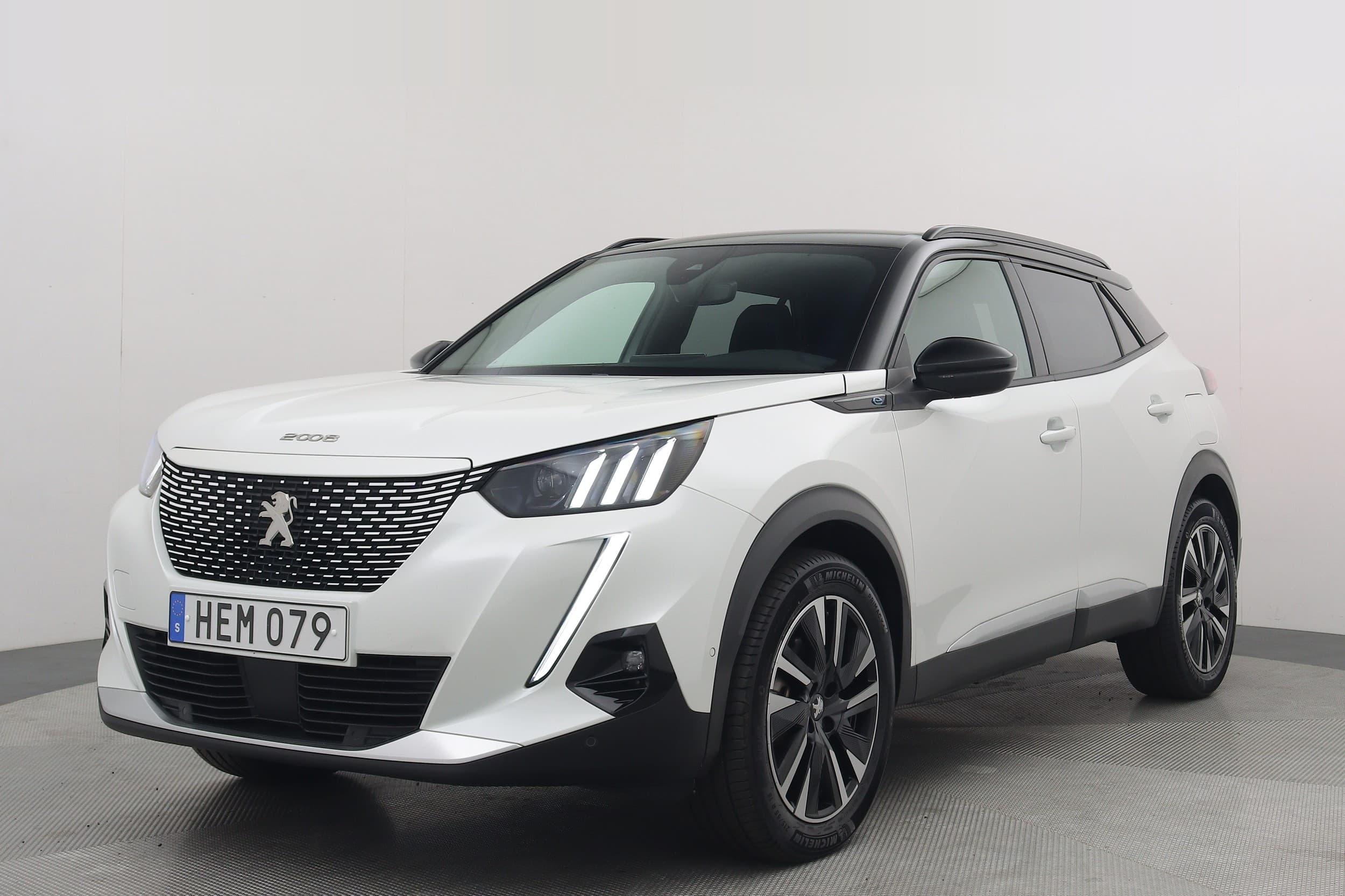 Peugeot e-2008