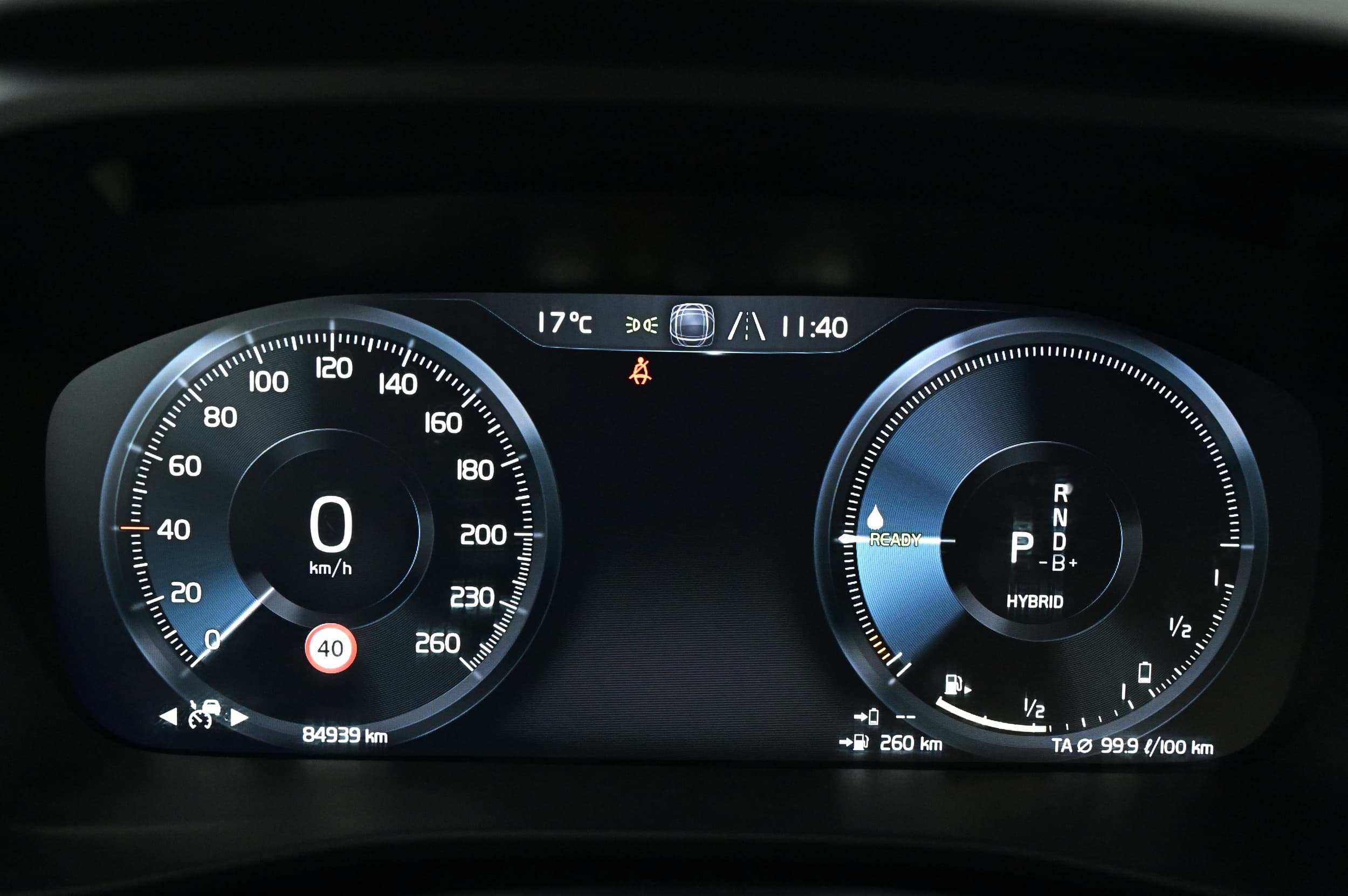 Volvo XC40