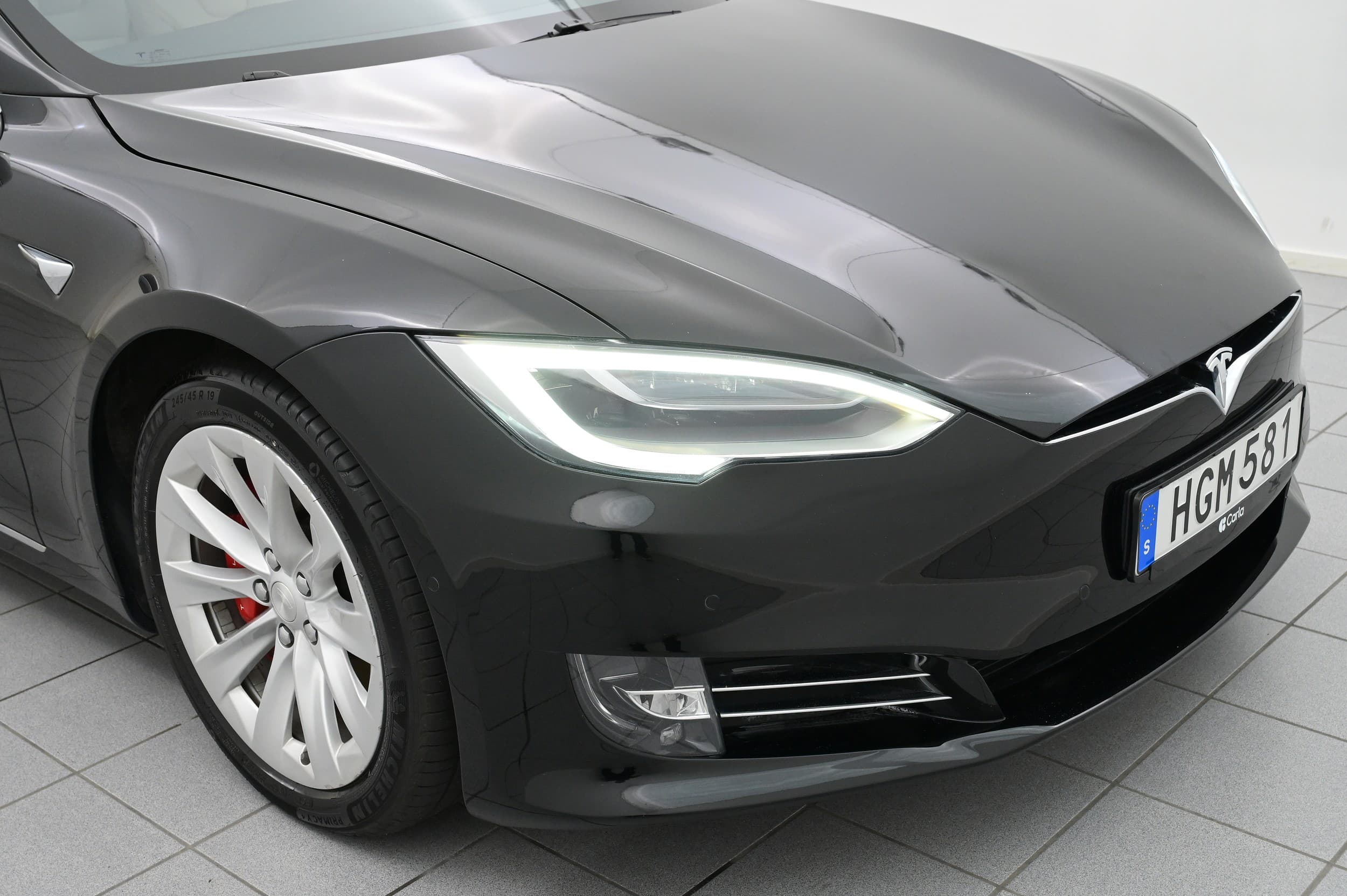Tesla Model S