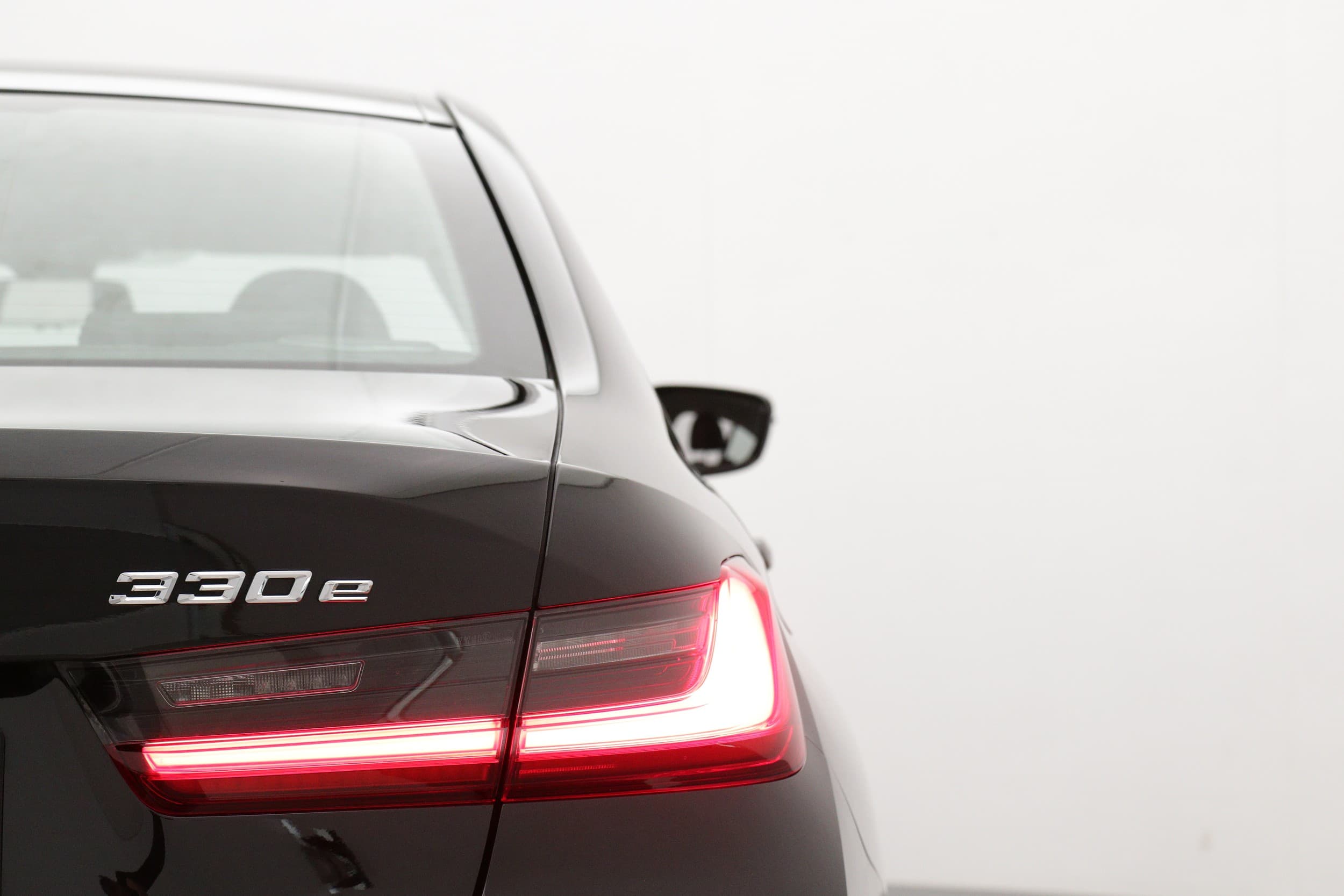 BMW 330e
