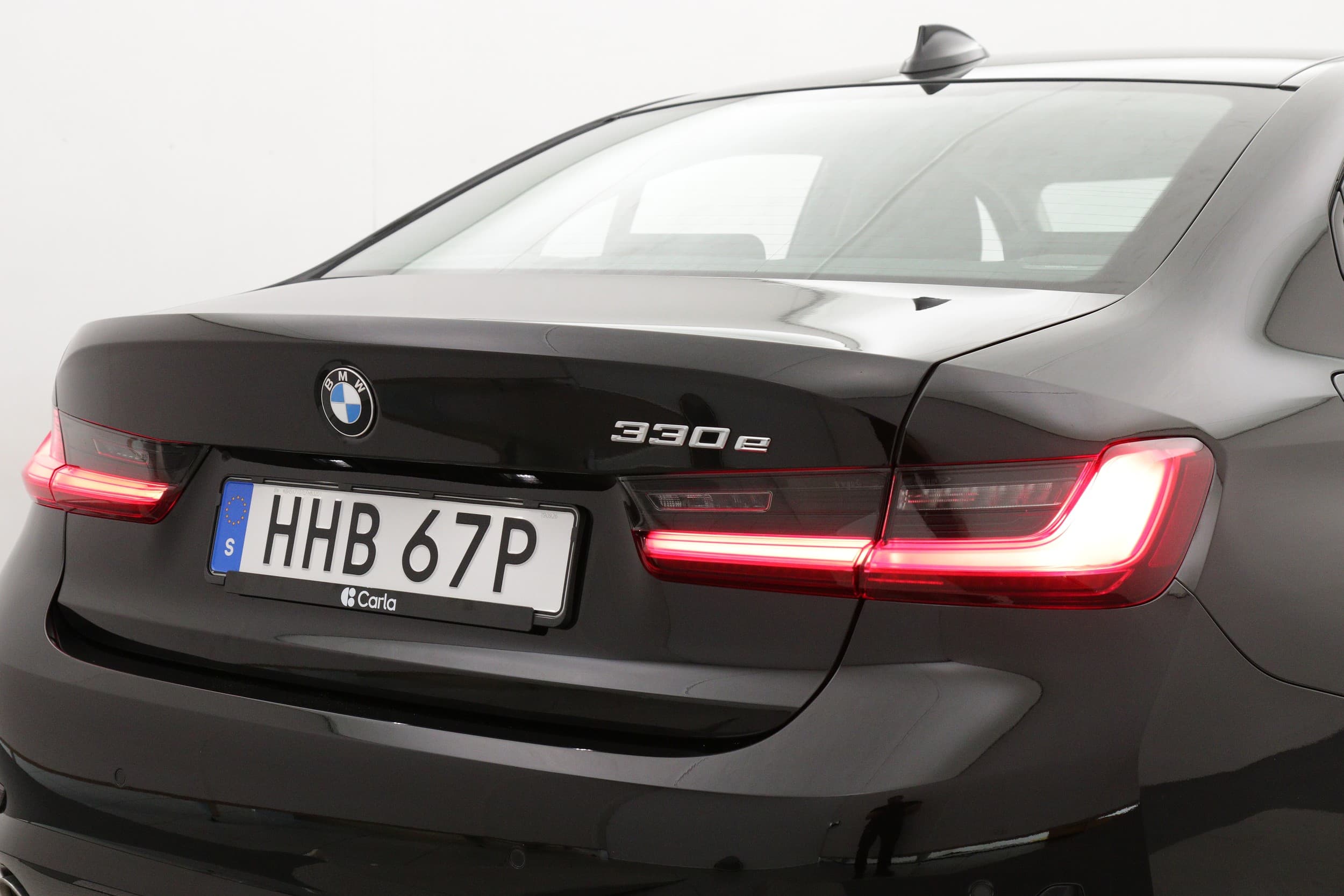BMW 330e
