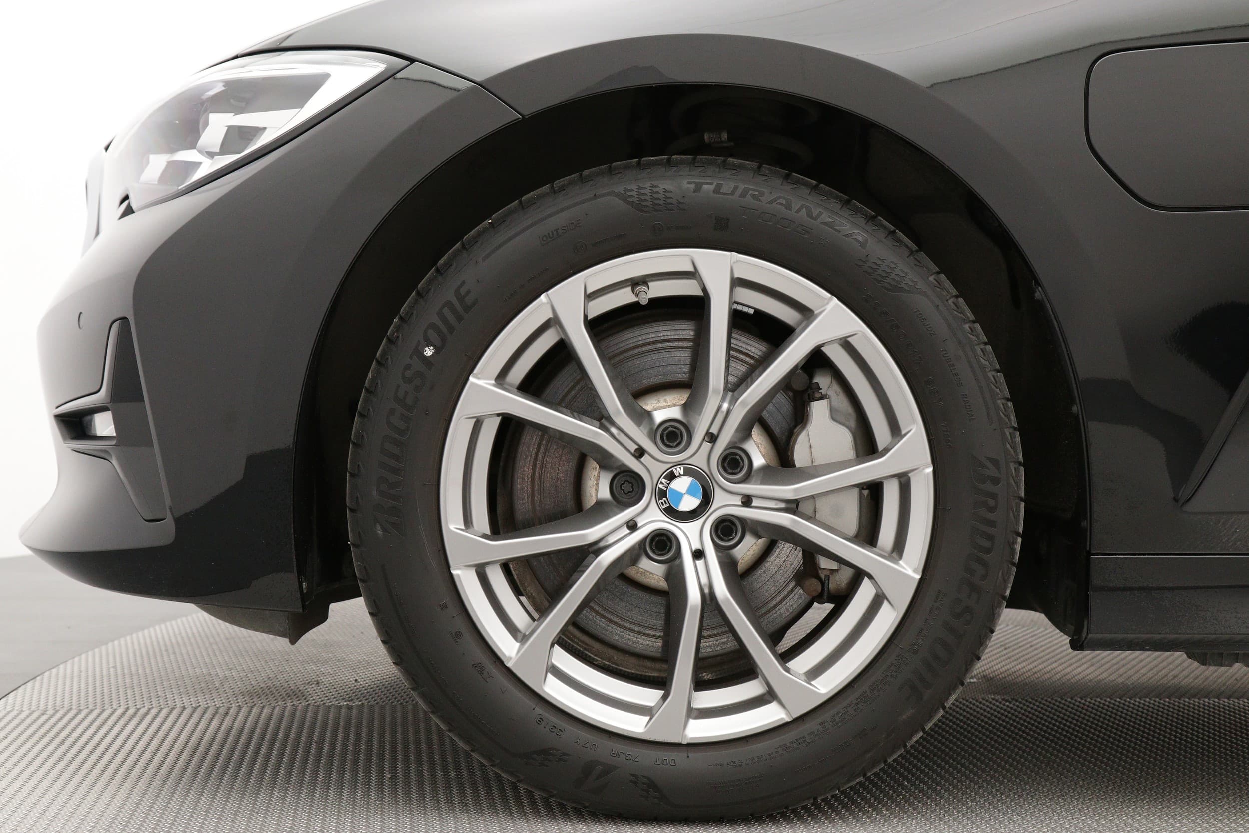 BMW 330e