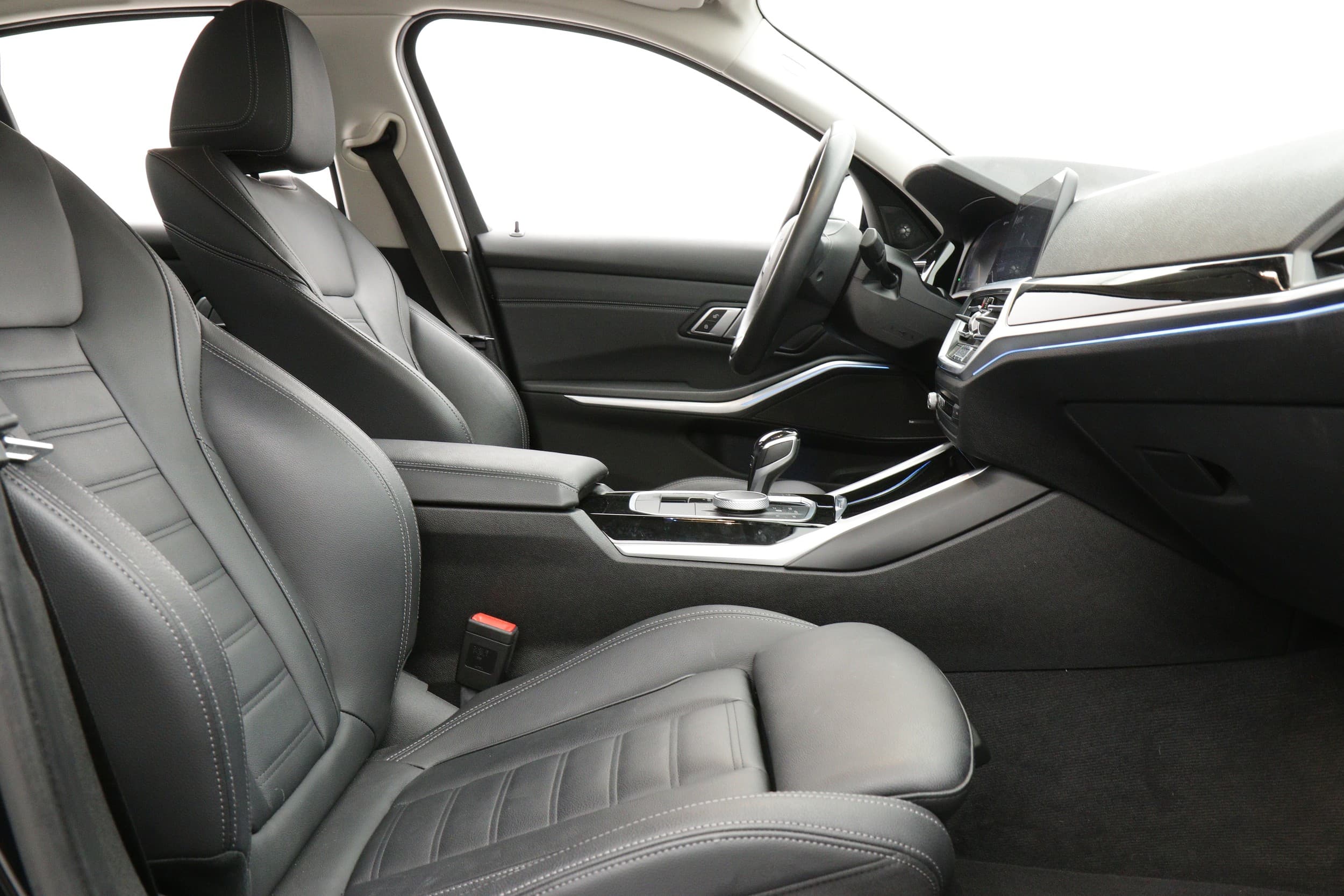 BMW 330e