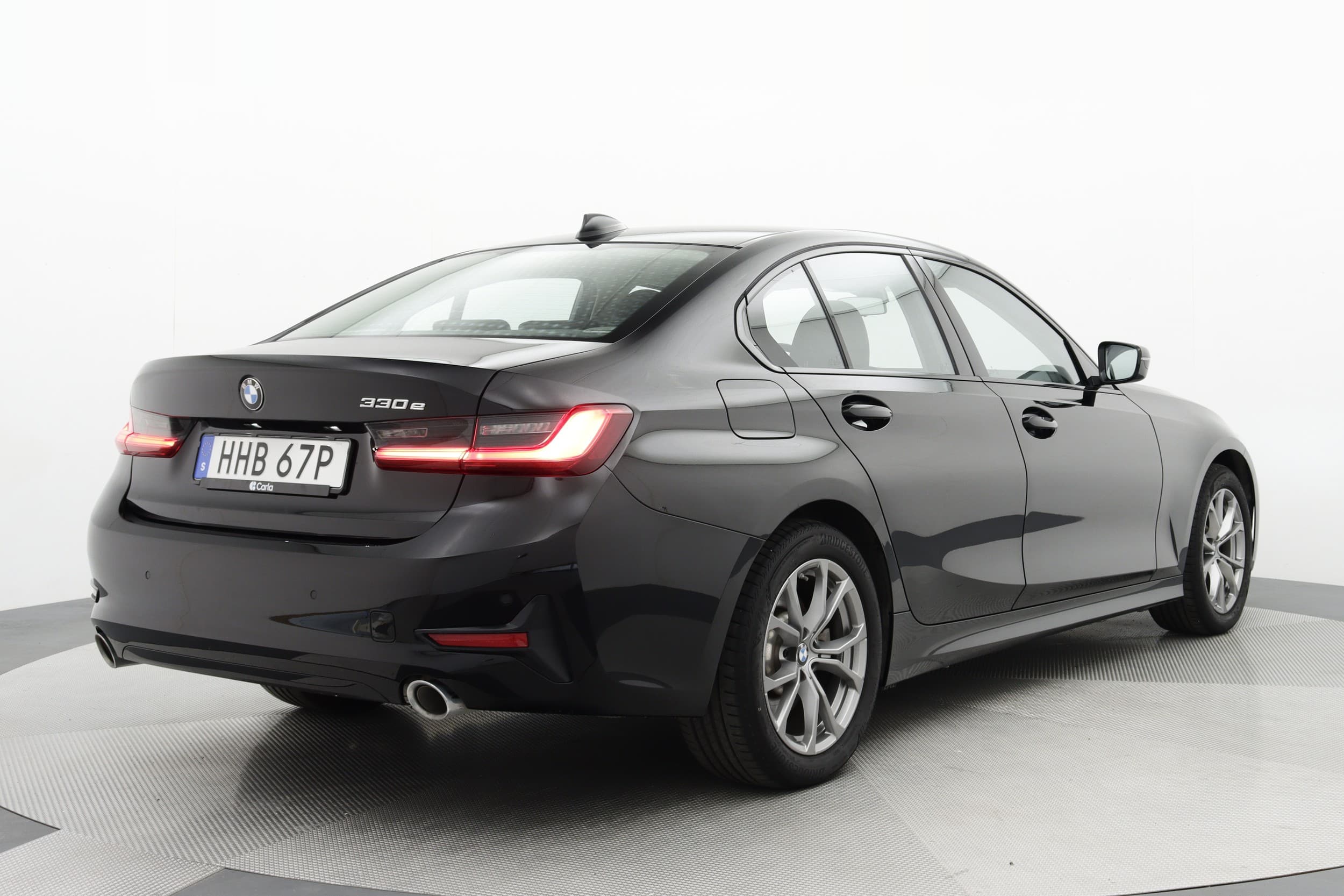 BMW 330e
