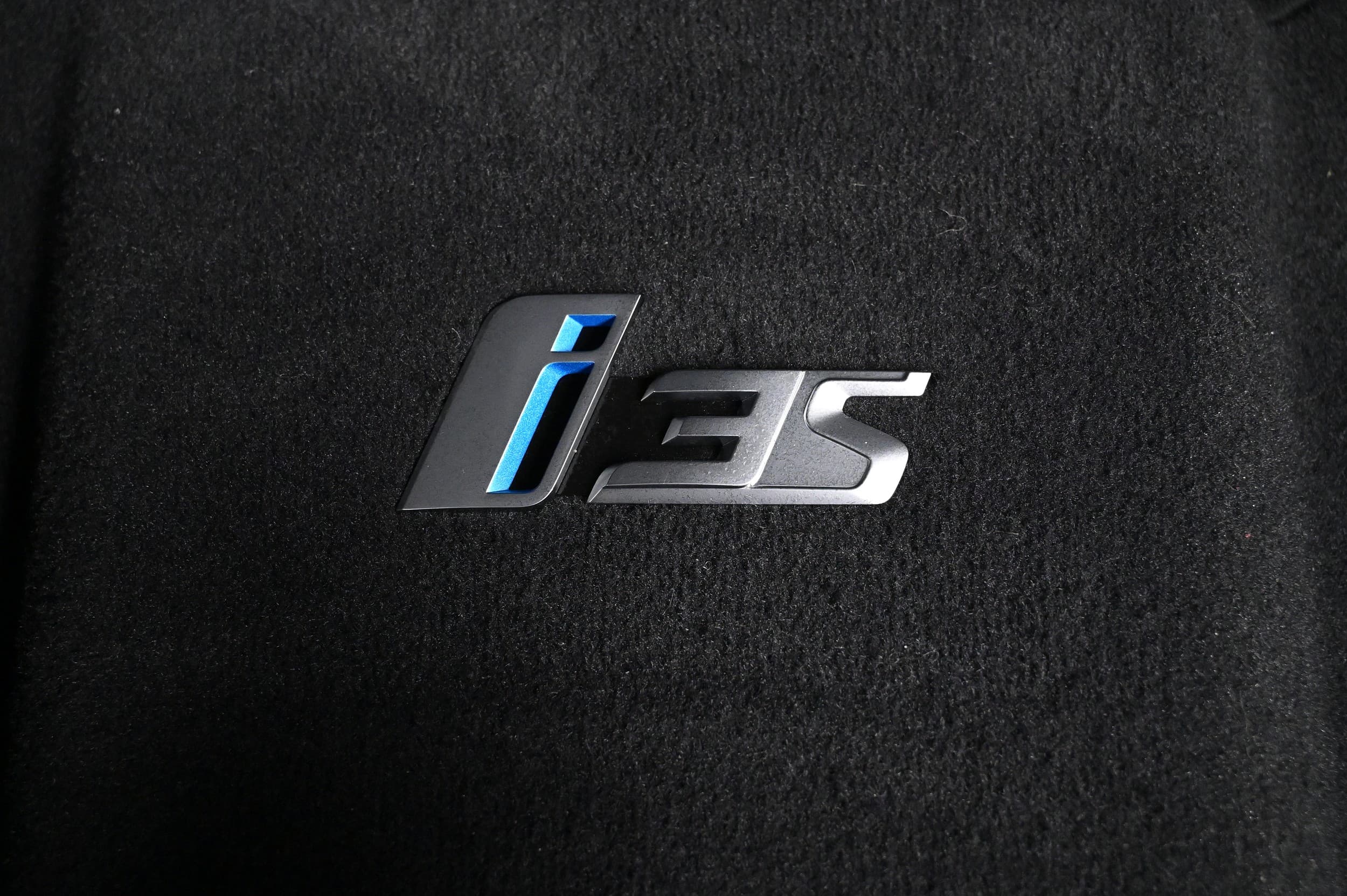 BMW i3s