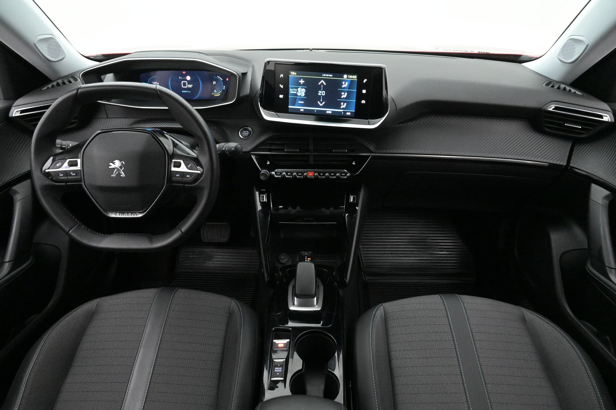 Peugeot e-2008