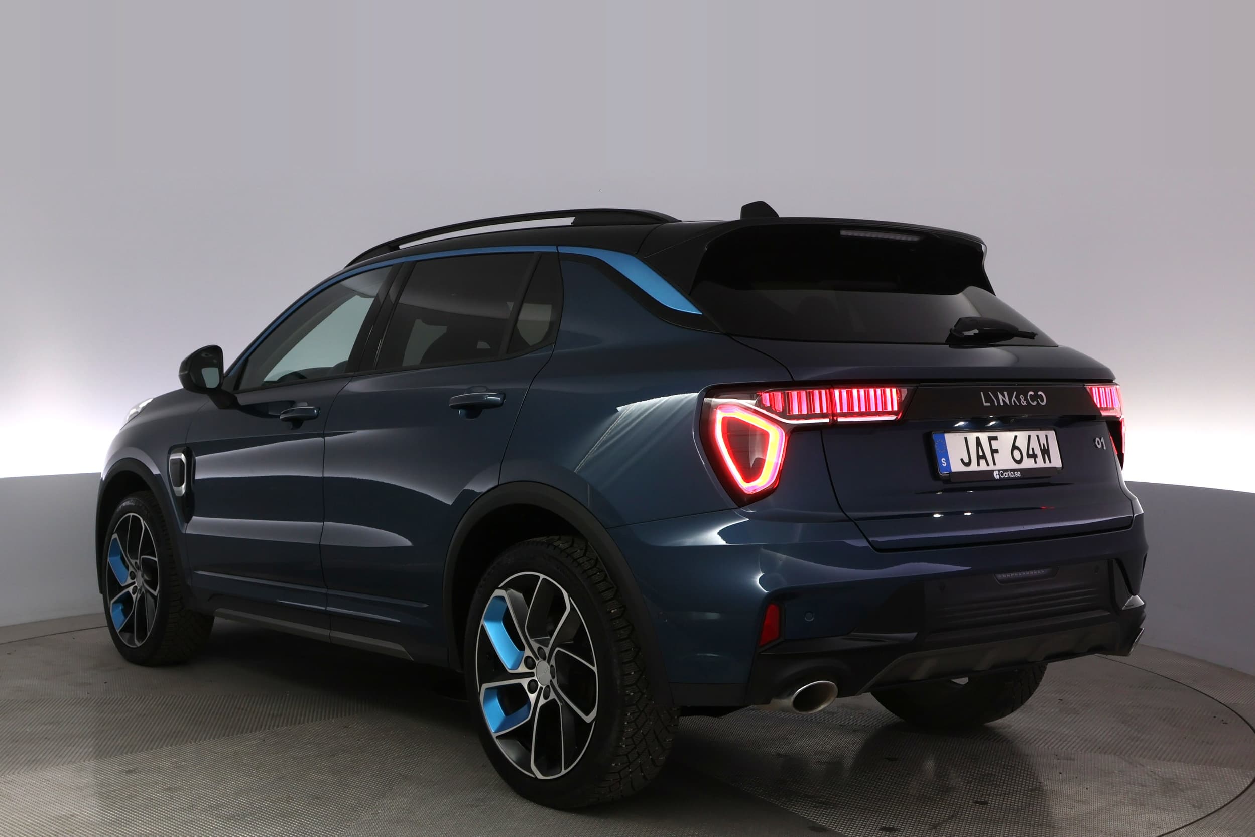 Lynk & Co 01