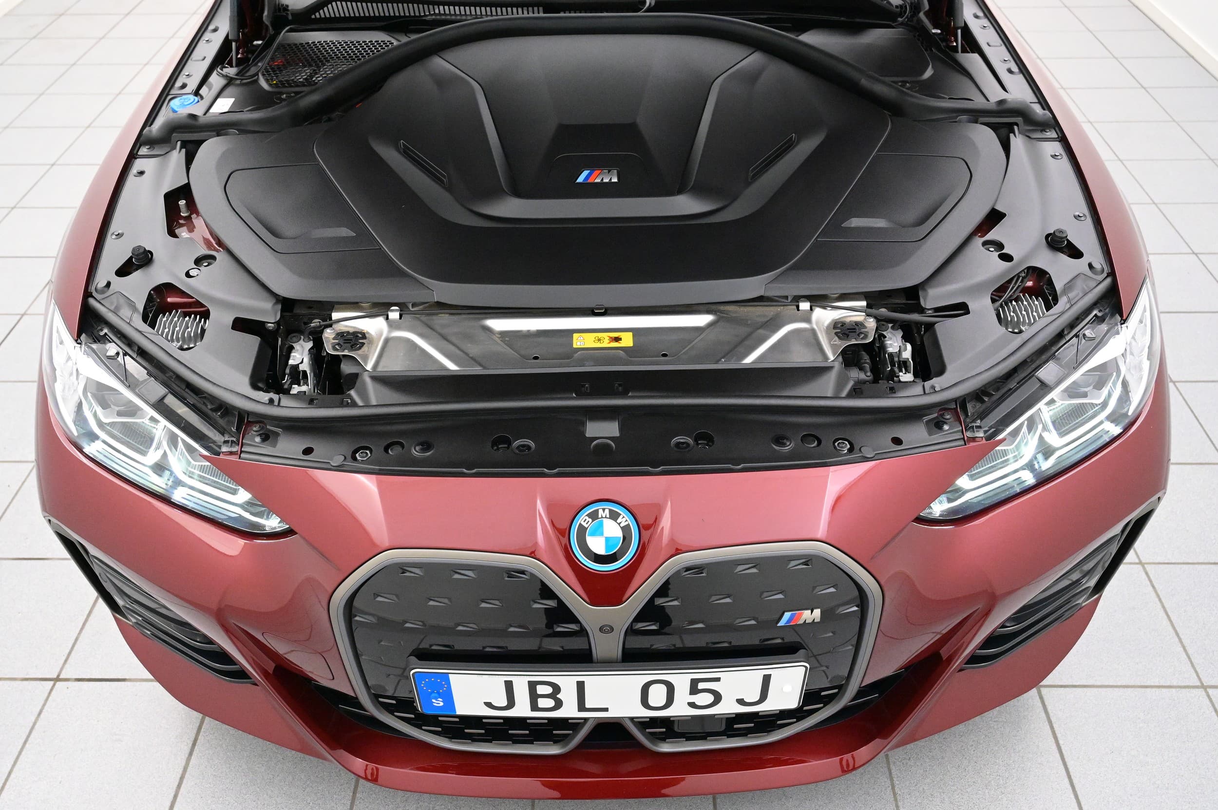 BMW i4