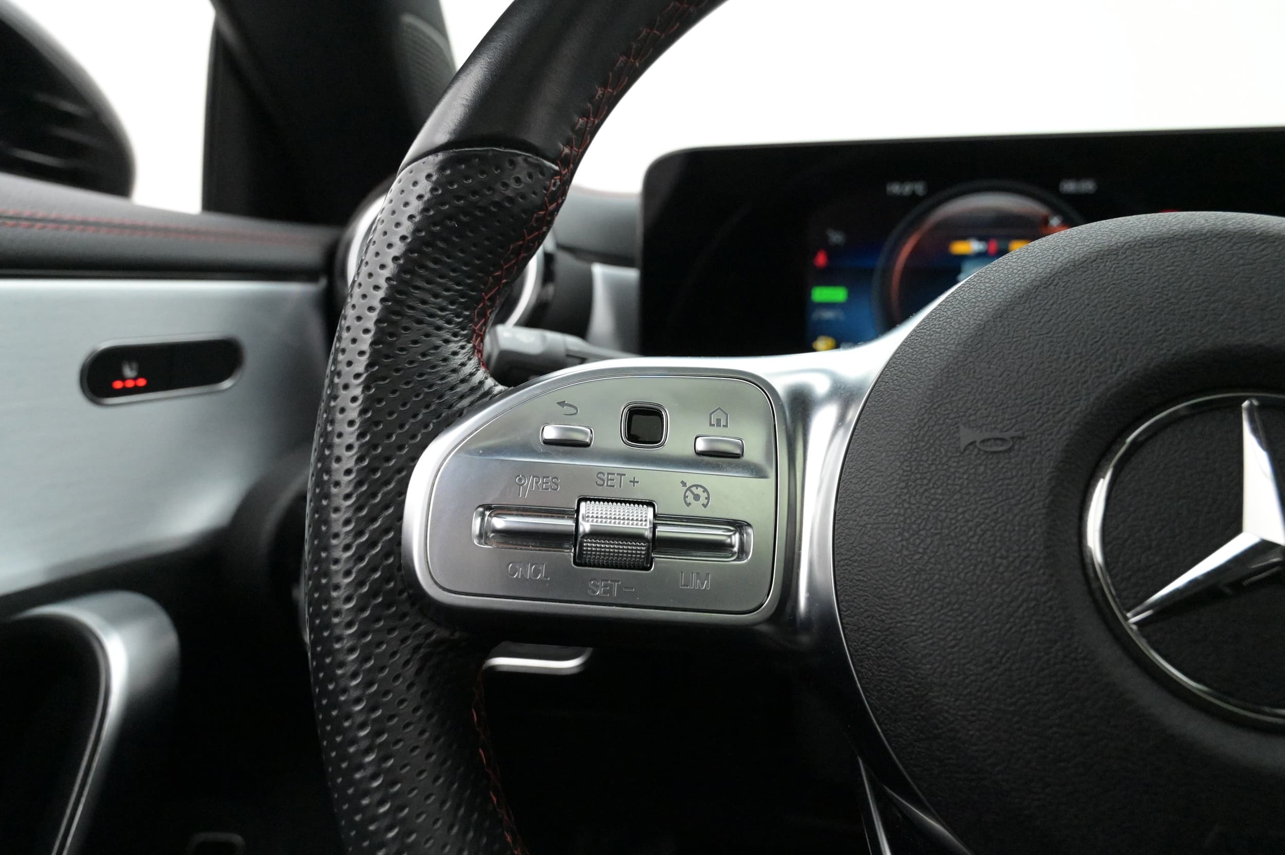 Multifunktionsratt med farthållare