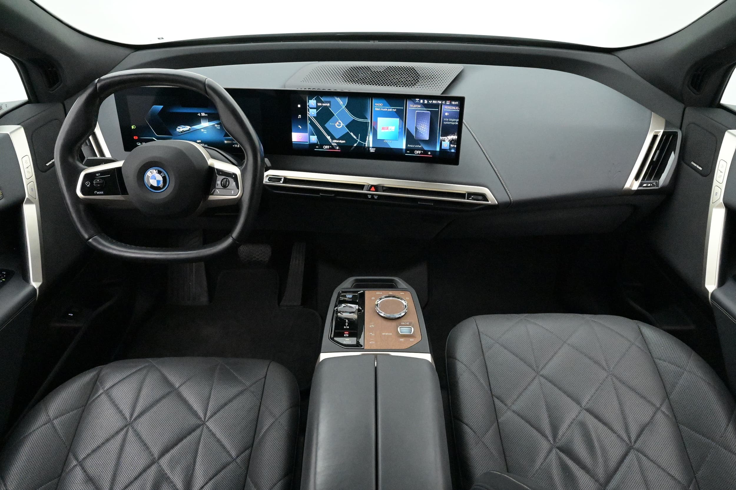 BMW iX