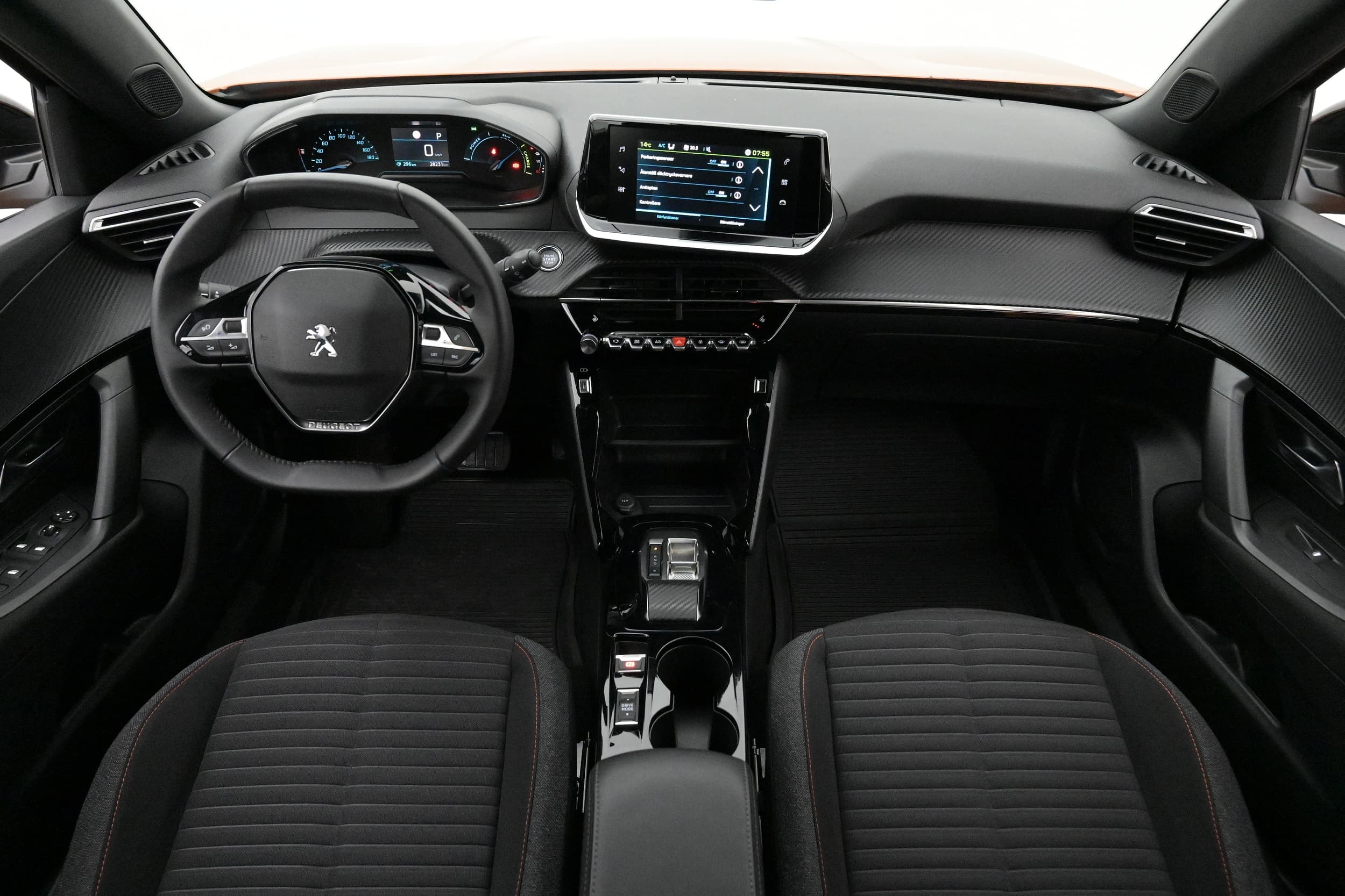 Peugeot e-2008