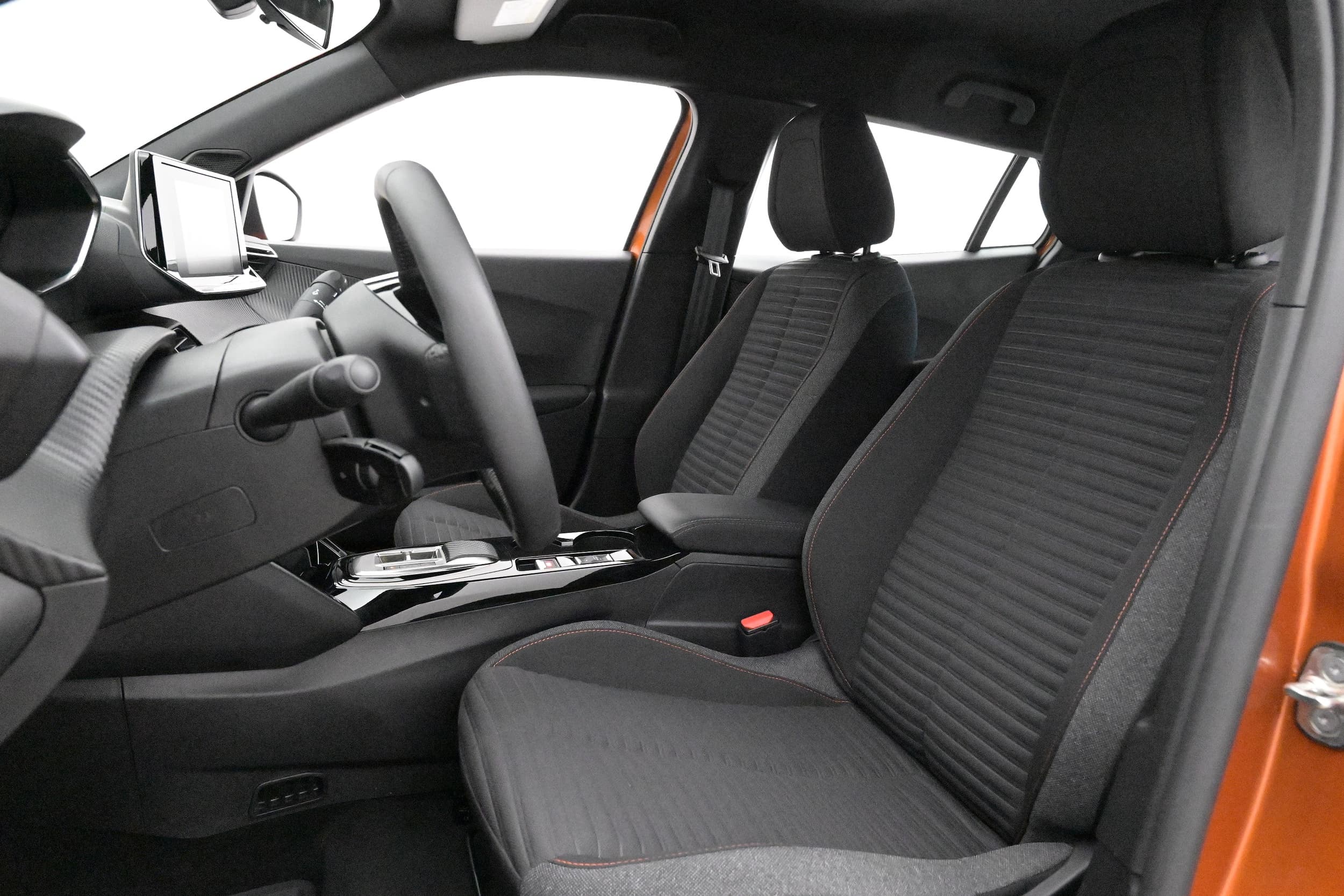Peugeot e-2008