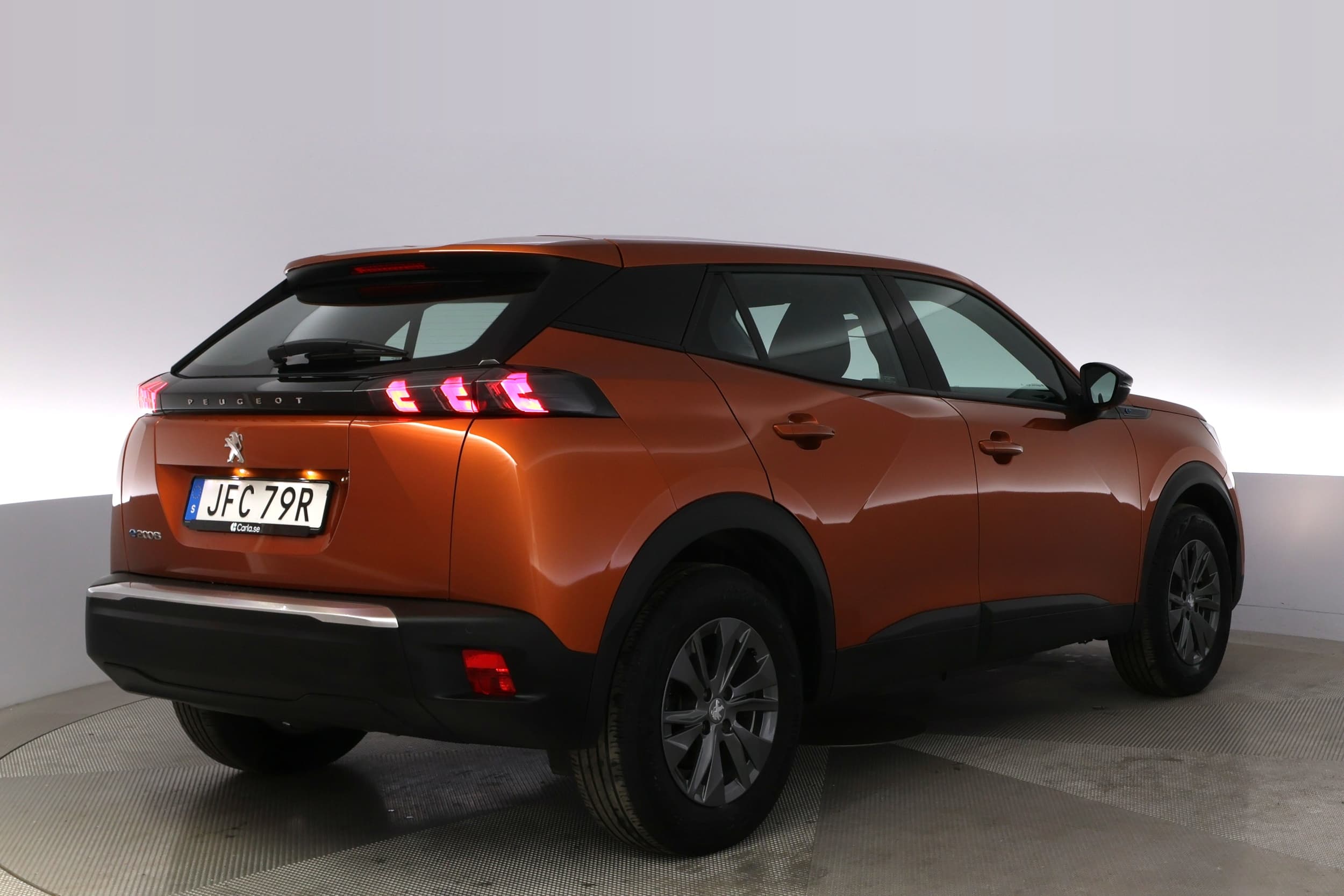 Peugeot e-2008