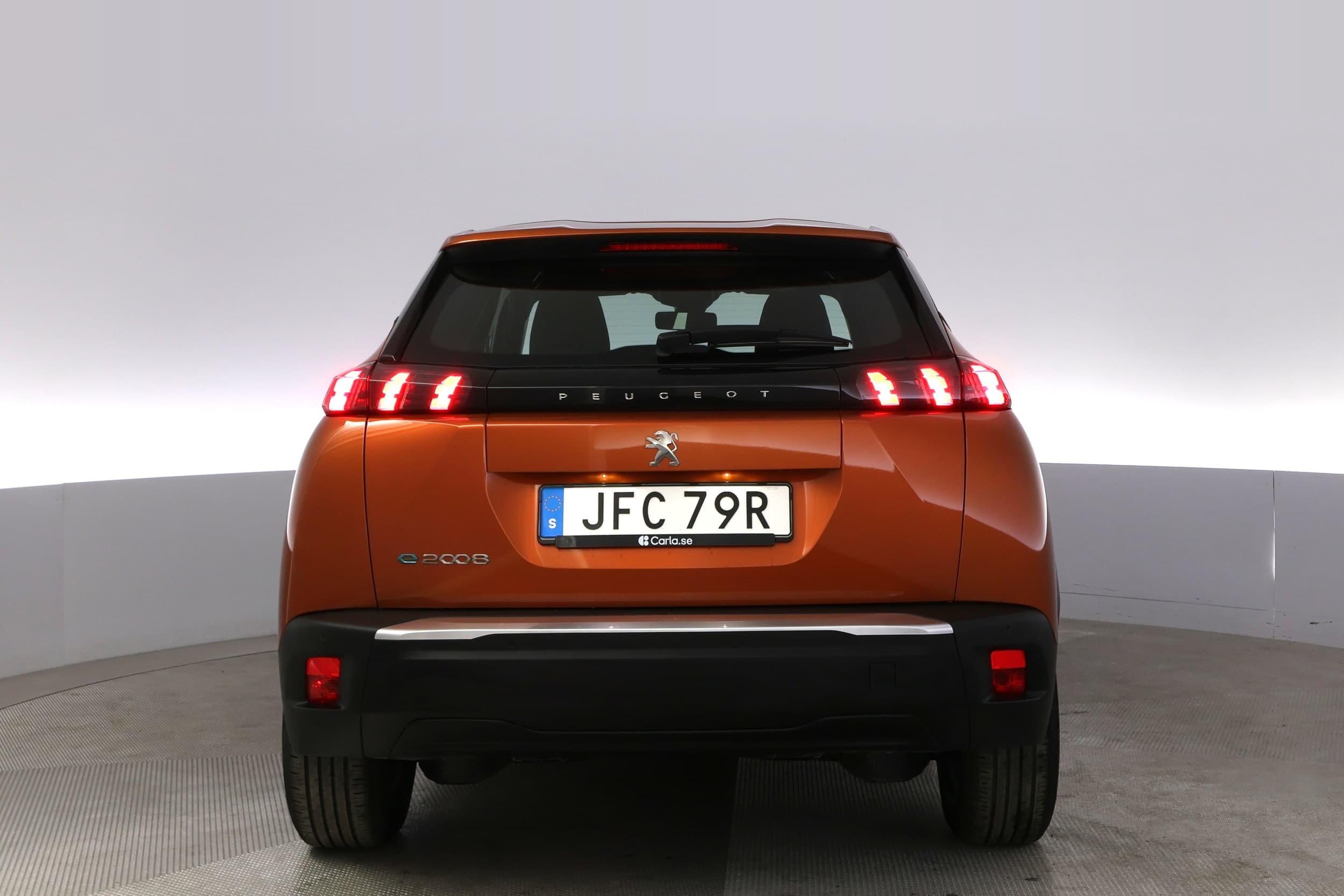 Peugeot e-2008
