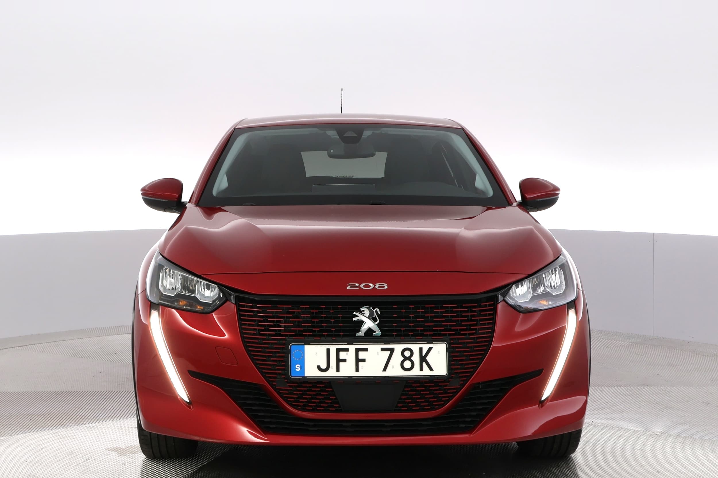 Peugeot e-208