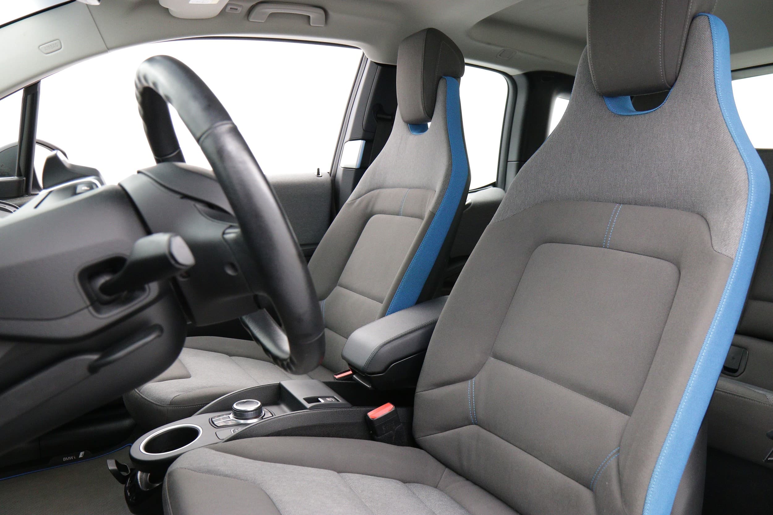 BMW i3s