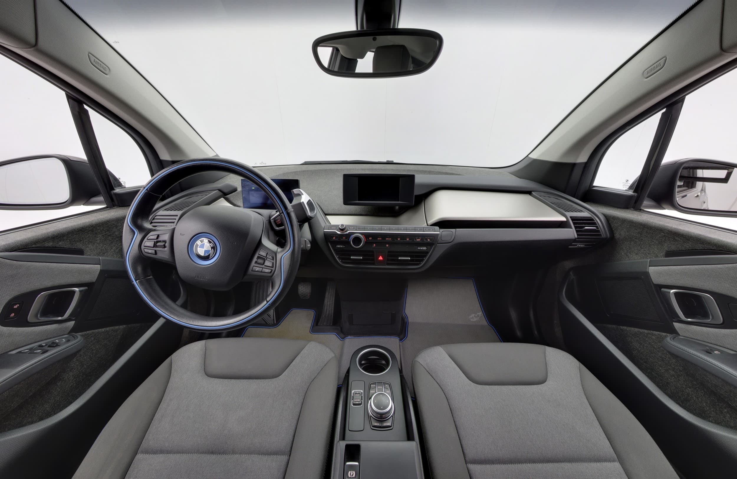 BMW i3s