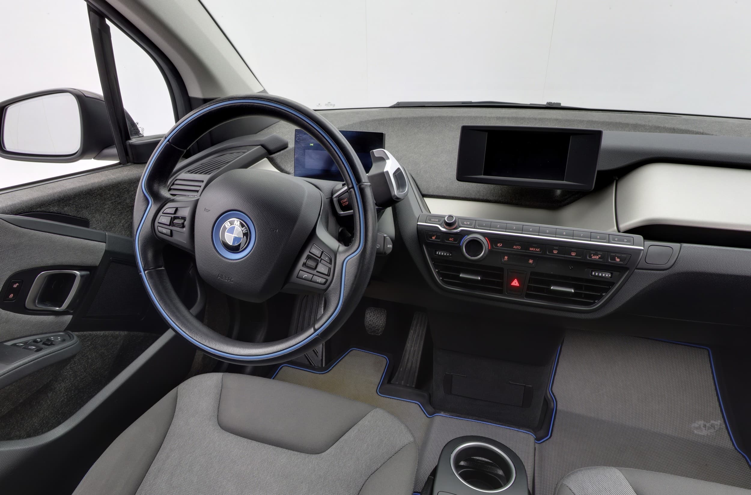 BMW i3s