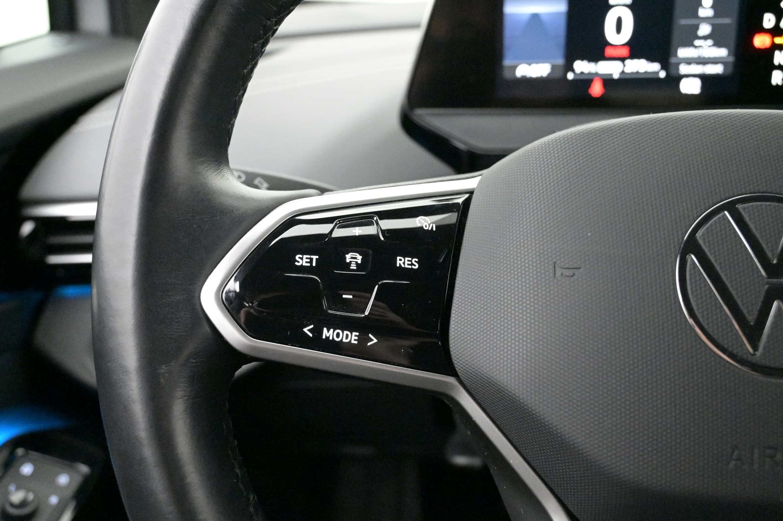 Adaptiv farthållare follow-to-stop