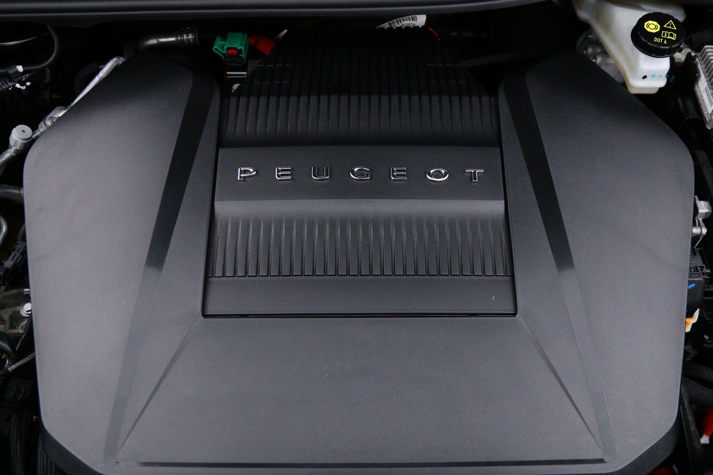 Peugeot e-2008