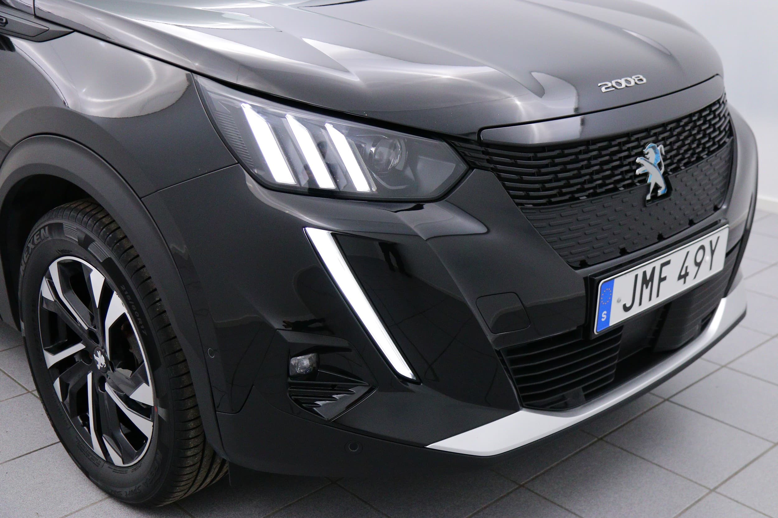 Peugeot e-2008