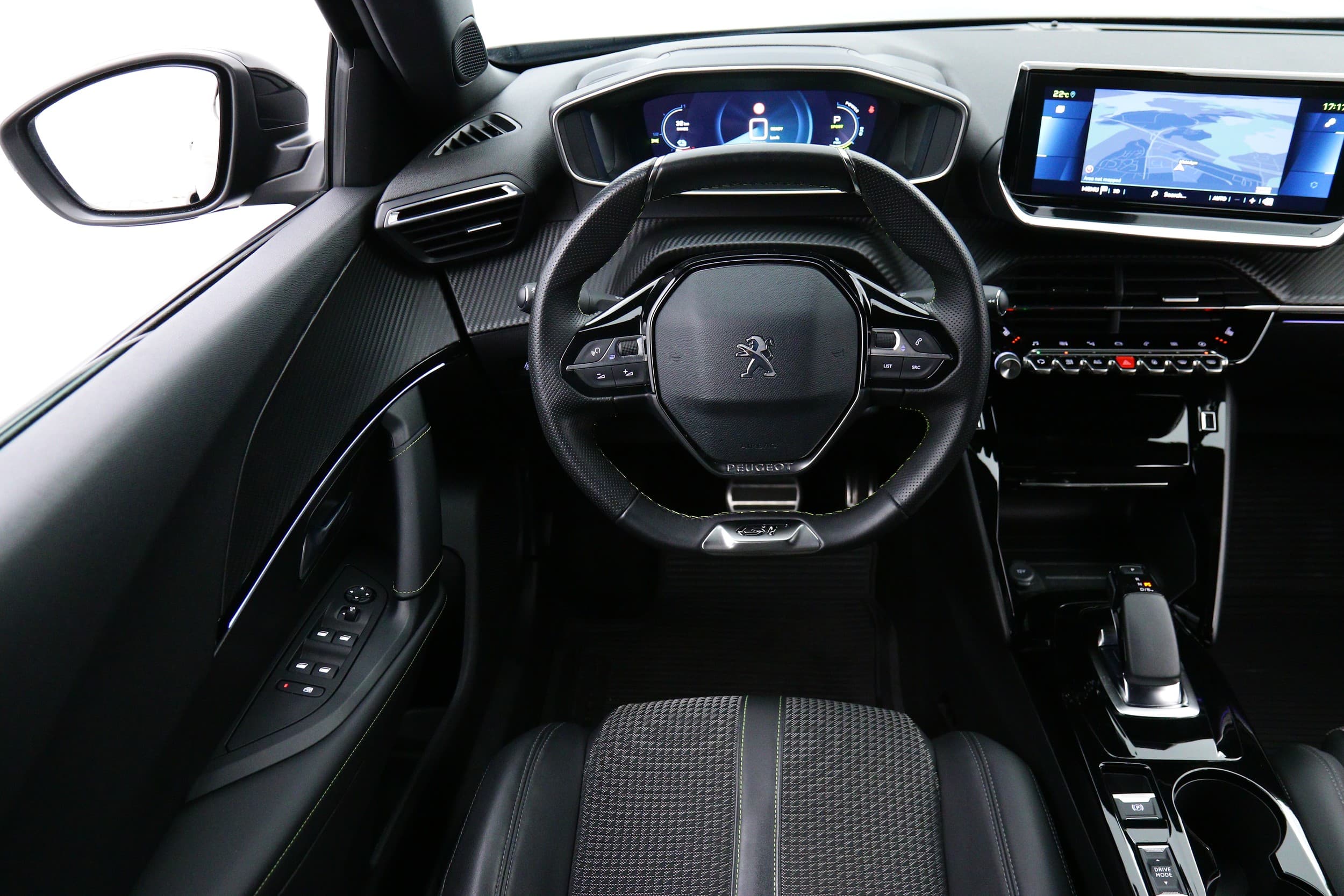 Peugeot e-2008