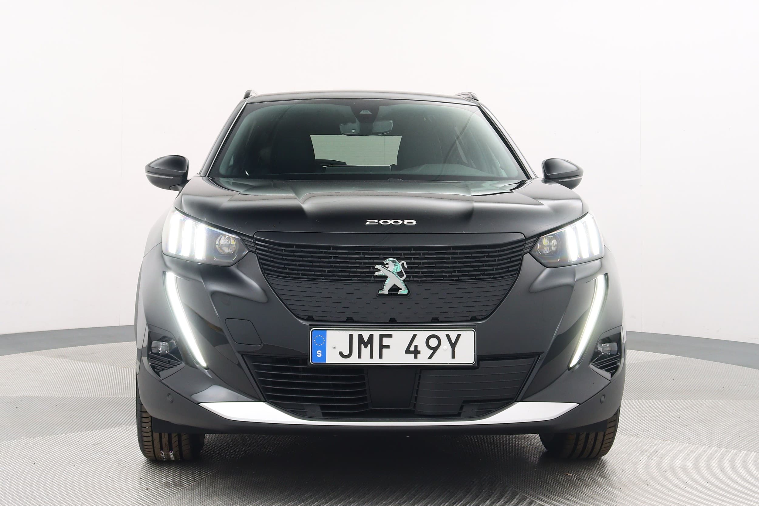 Peugeot e-2008