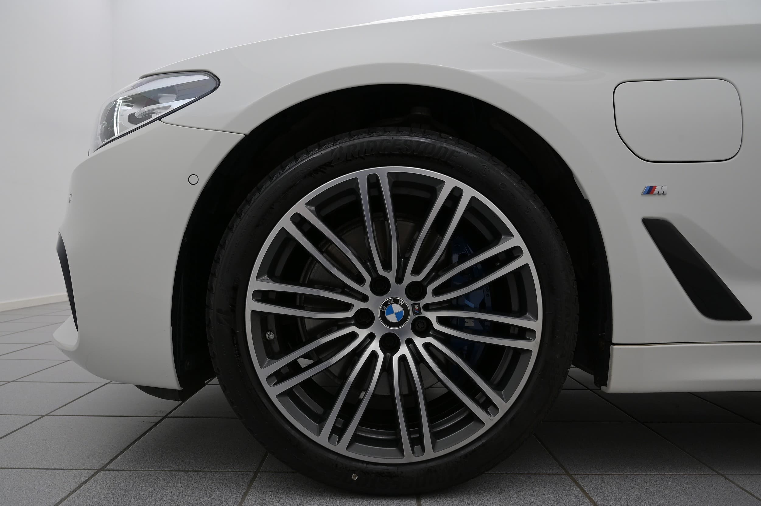 BMW 530e