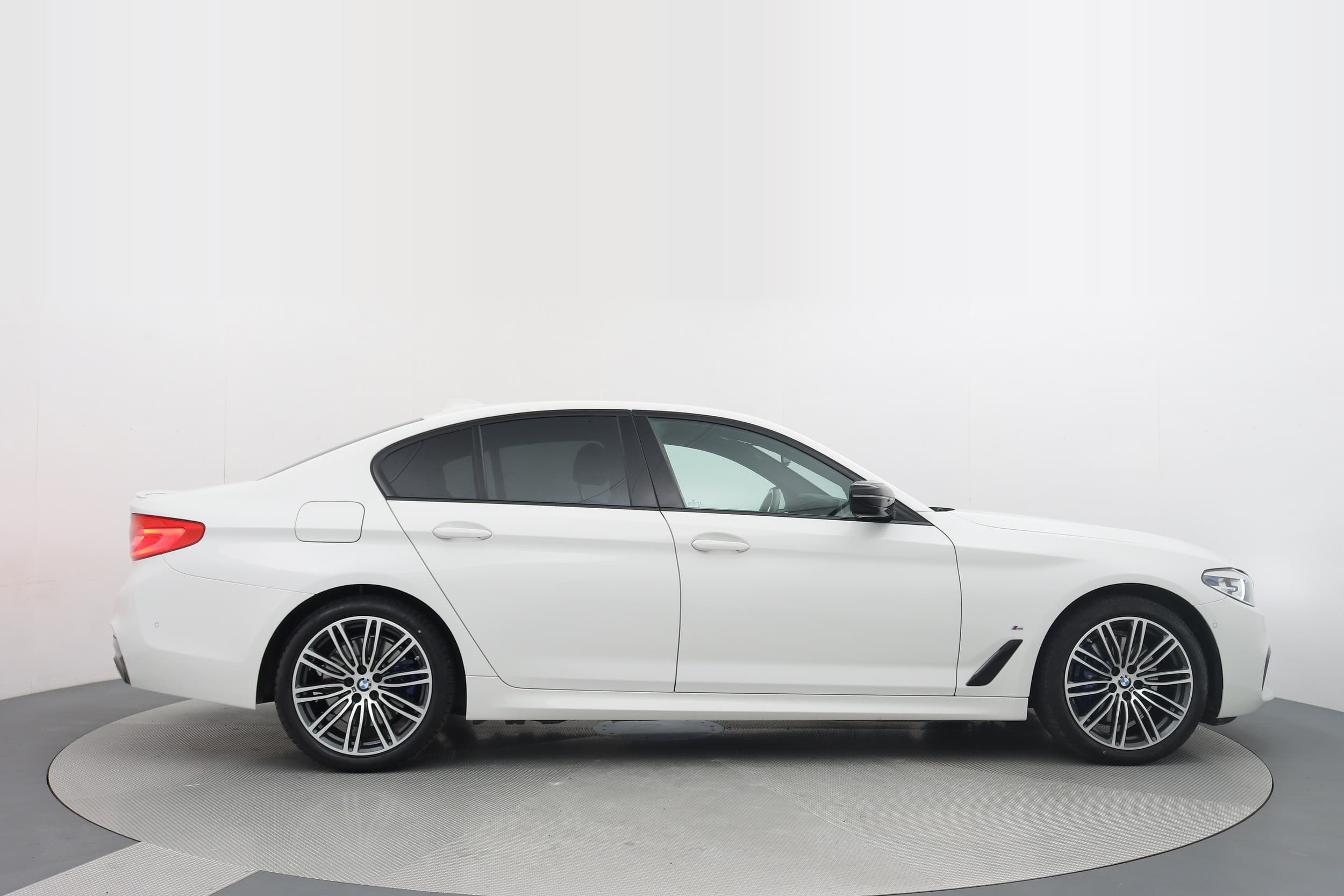 BMW 530e
