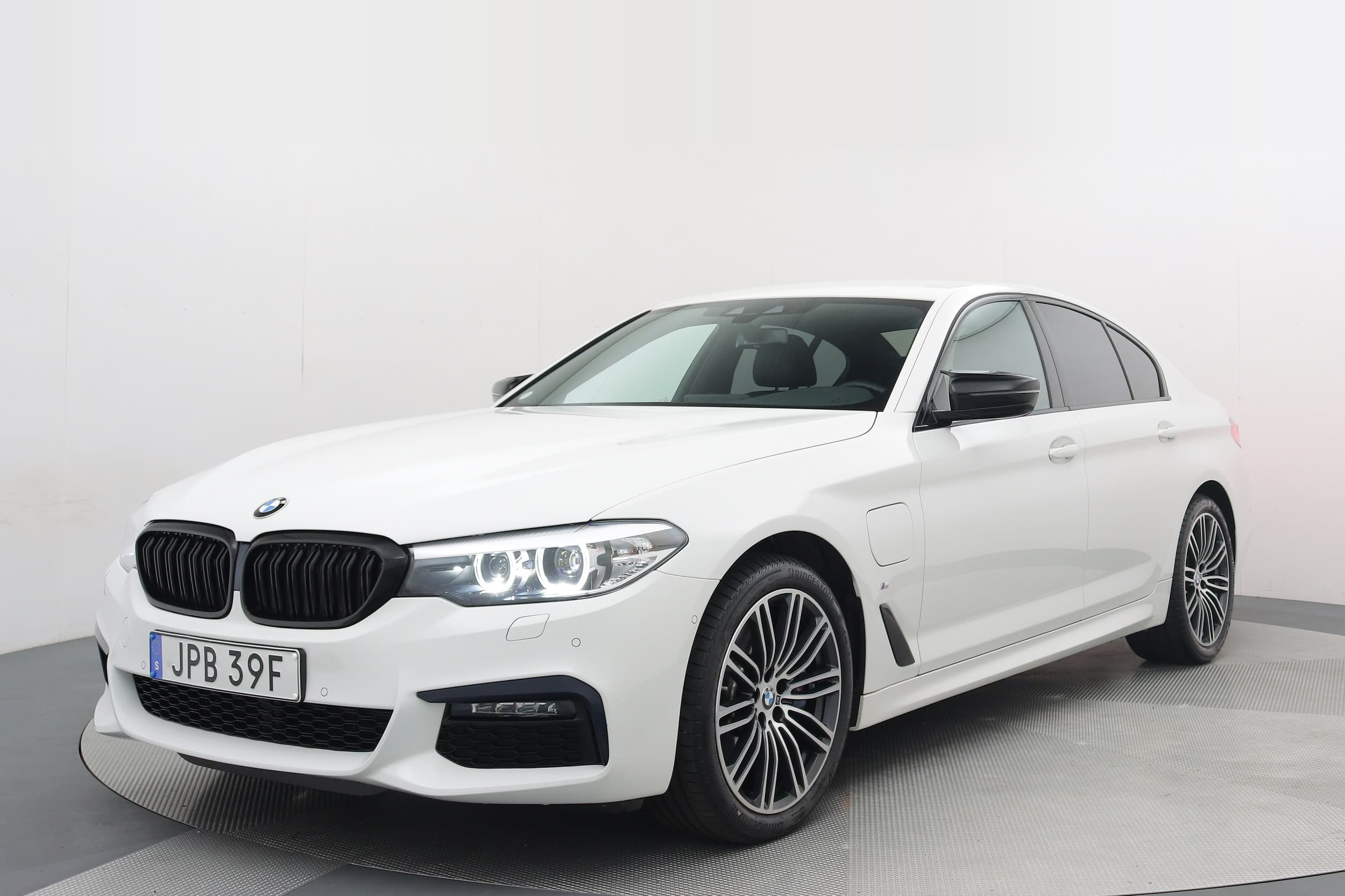 BMW 530e