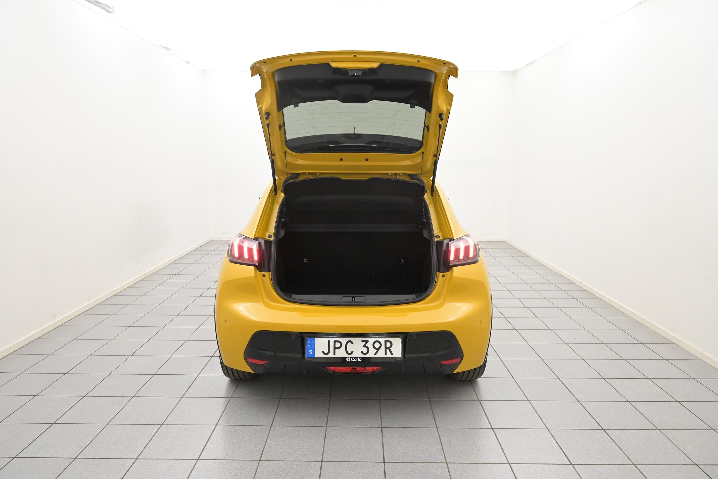 Peugeot e-208