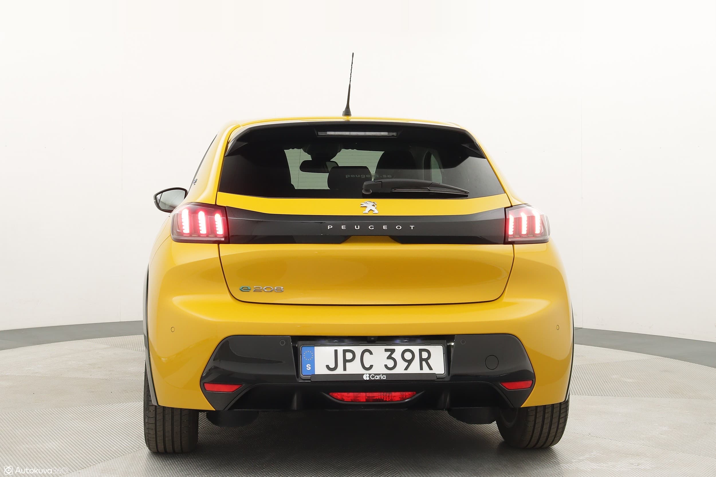 Peugeot e-208