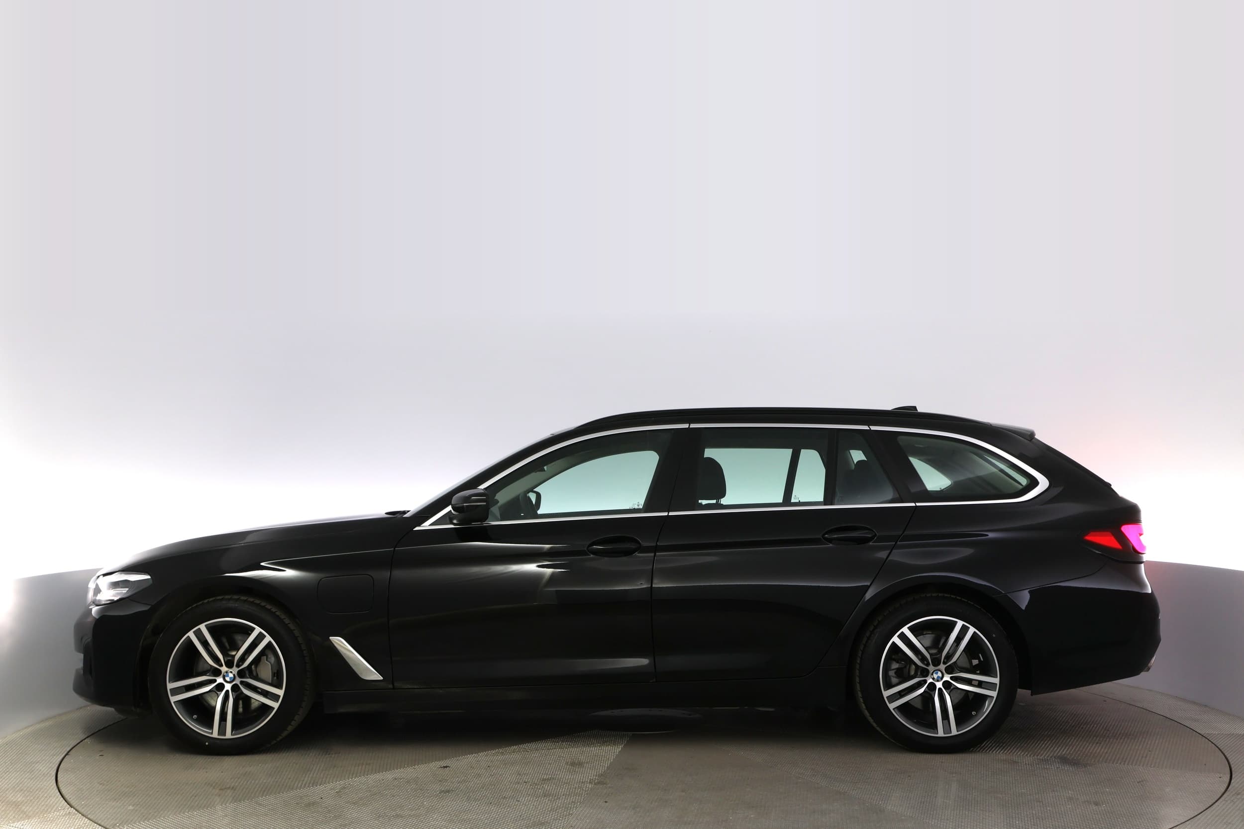 BMW 530e