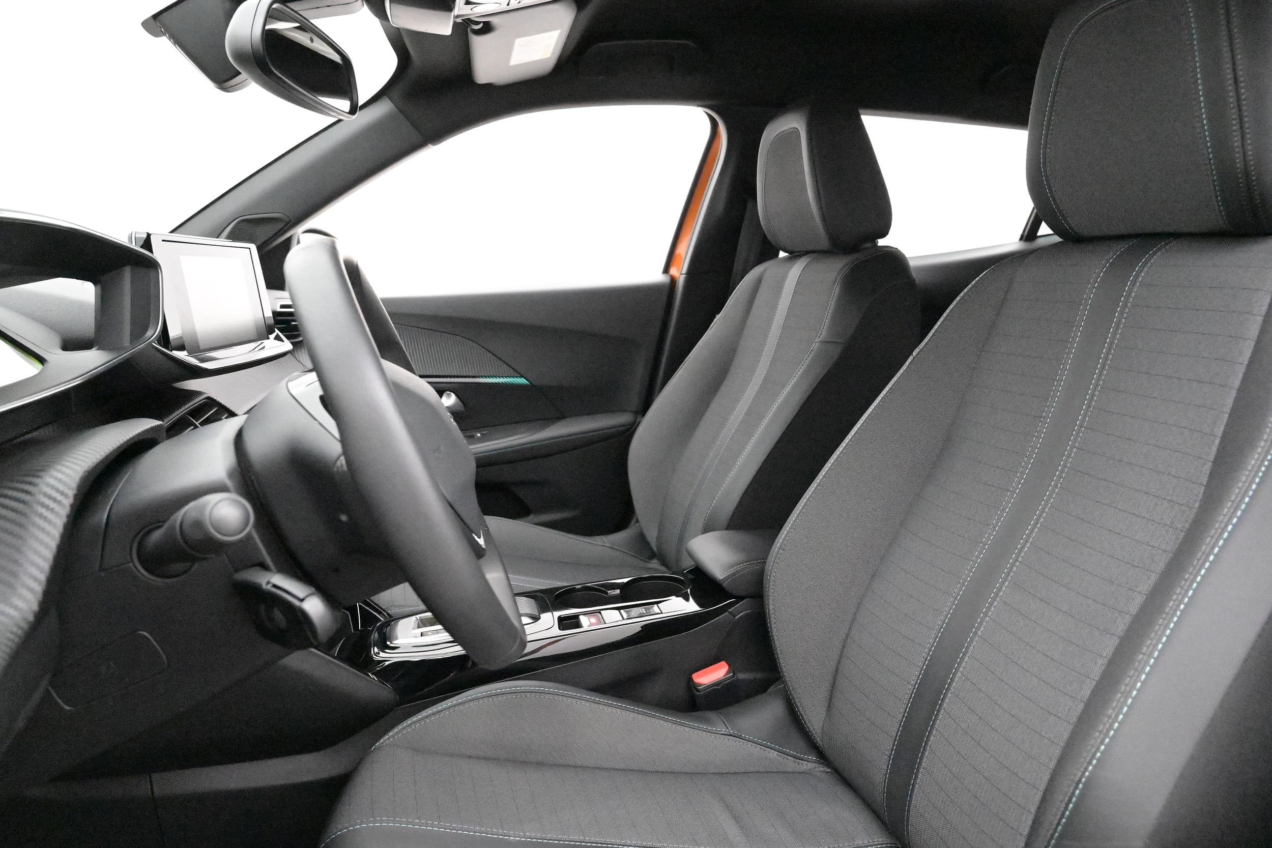 Peugeot e-2008